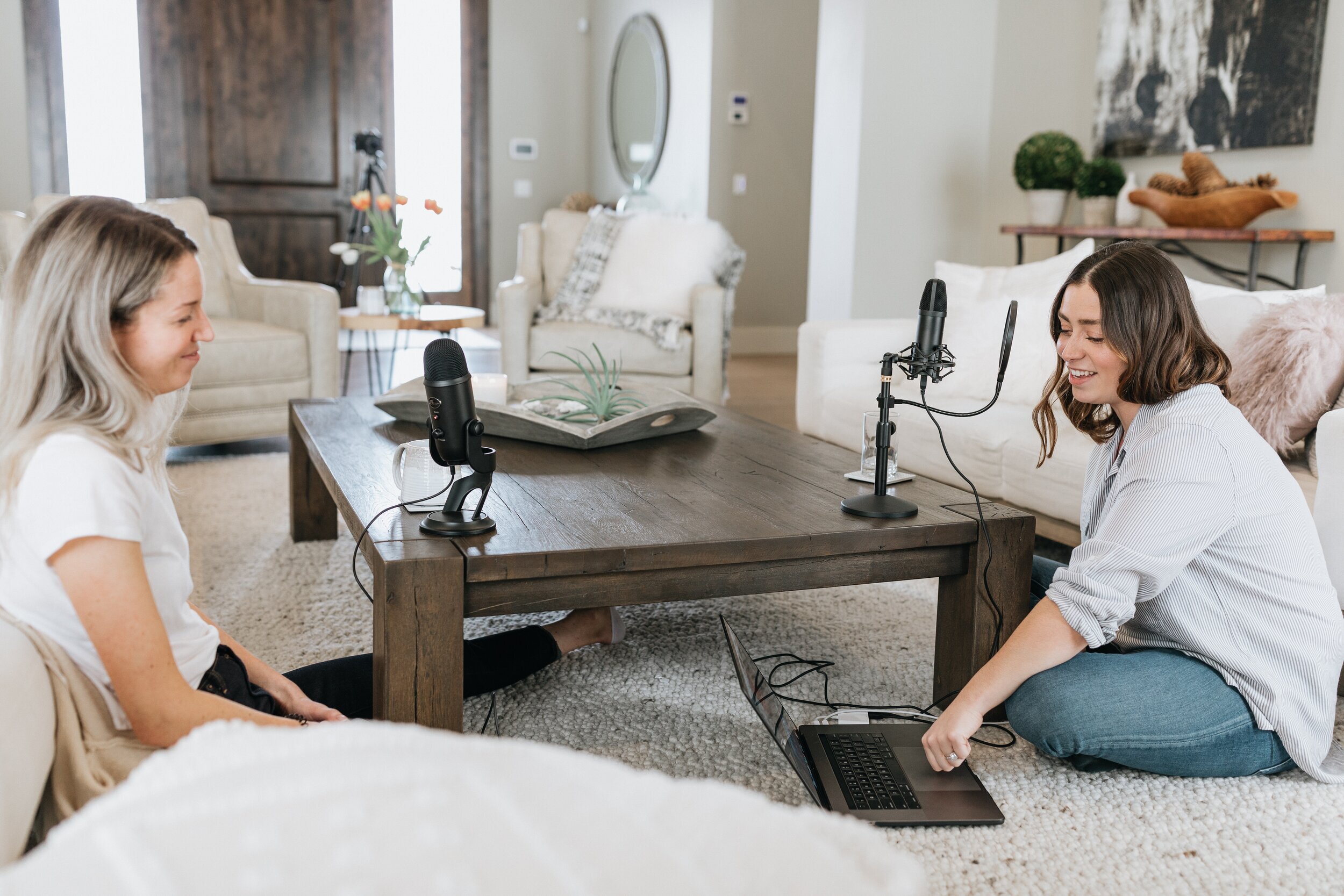 5 Interior Design Podcasts Every