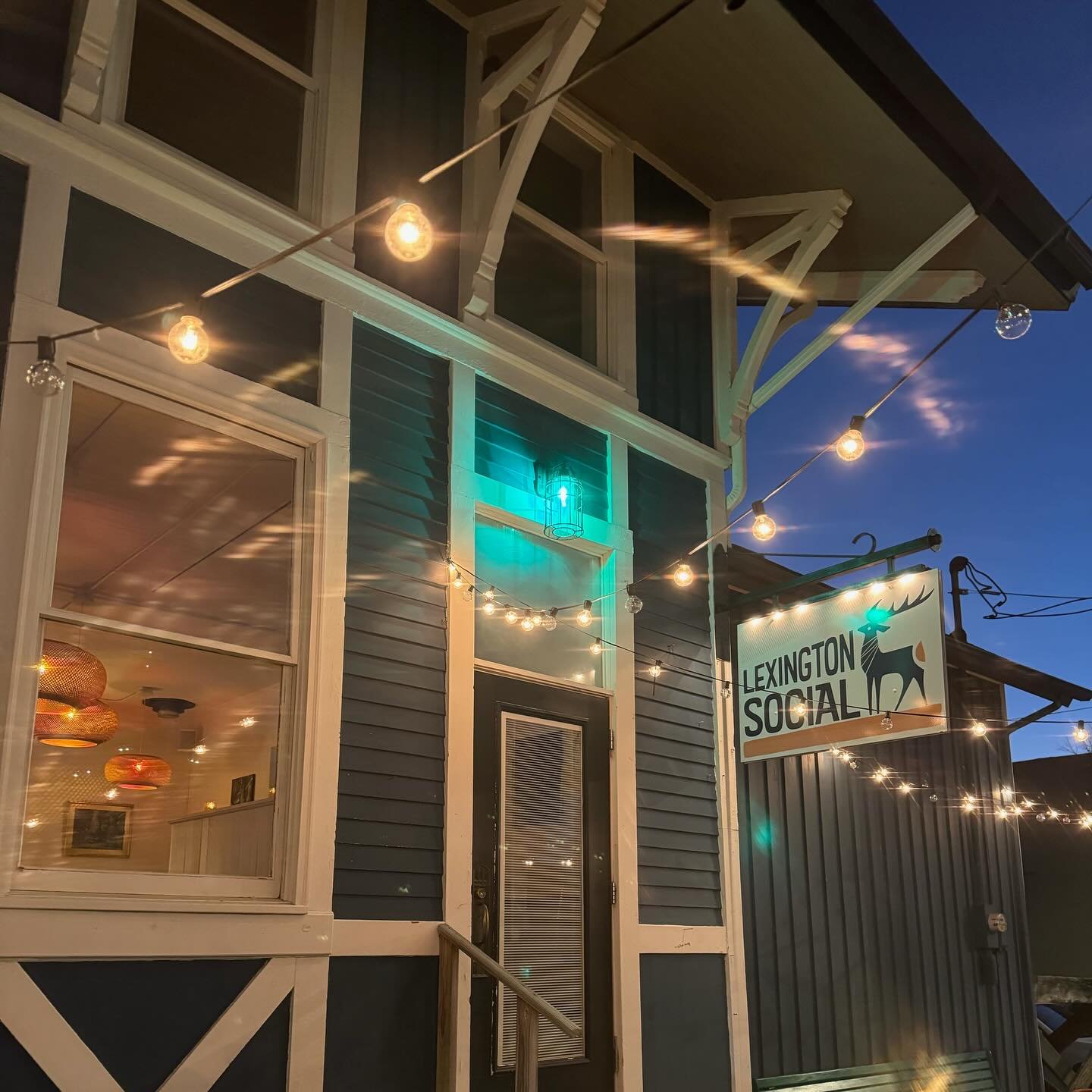 The green light at our front door is in honor of Youth Hope Month this November. This is an annual public awareness campaign designed to &ldquo;shine a light&rdquo; on youth experiencing homelessness and those who have run away from home. Project Oz 