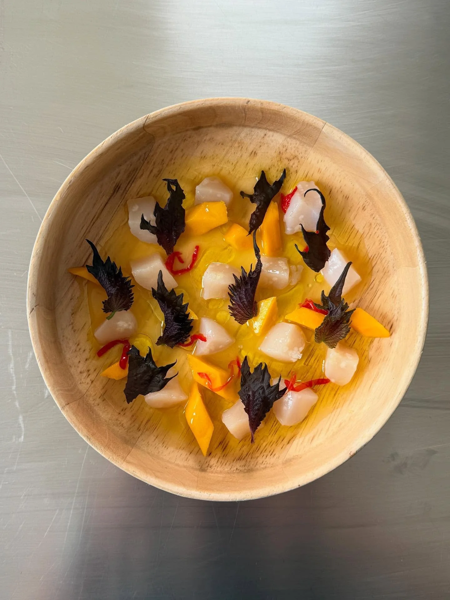We got these beautiful live, in shell scallops from @islandcreekoysters.  They&rsquo;re ridiculously sweet, and we&rsquo;re glad we got some because they sell out of them fast.  We&rsquo;re also almost out of them but still have a few orders left of 