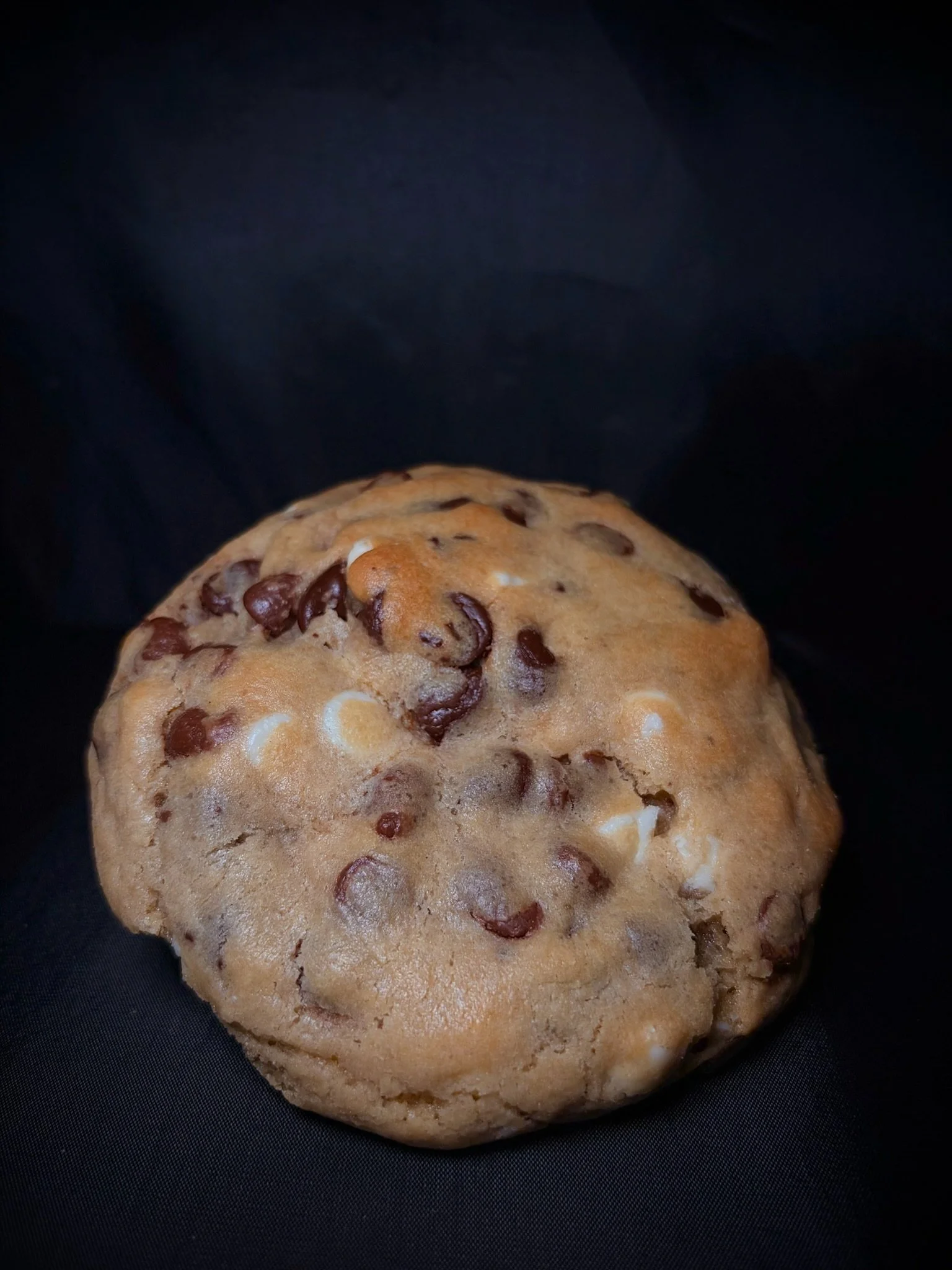 TRIPLE CHOCOLATE CHIP