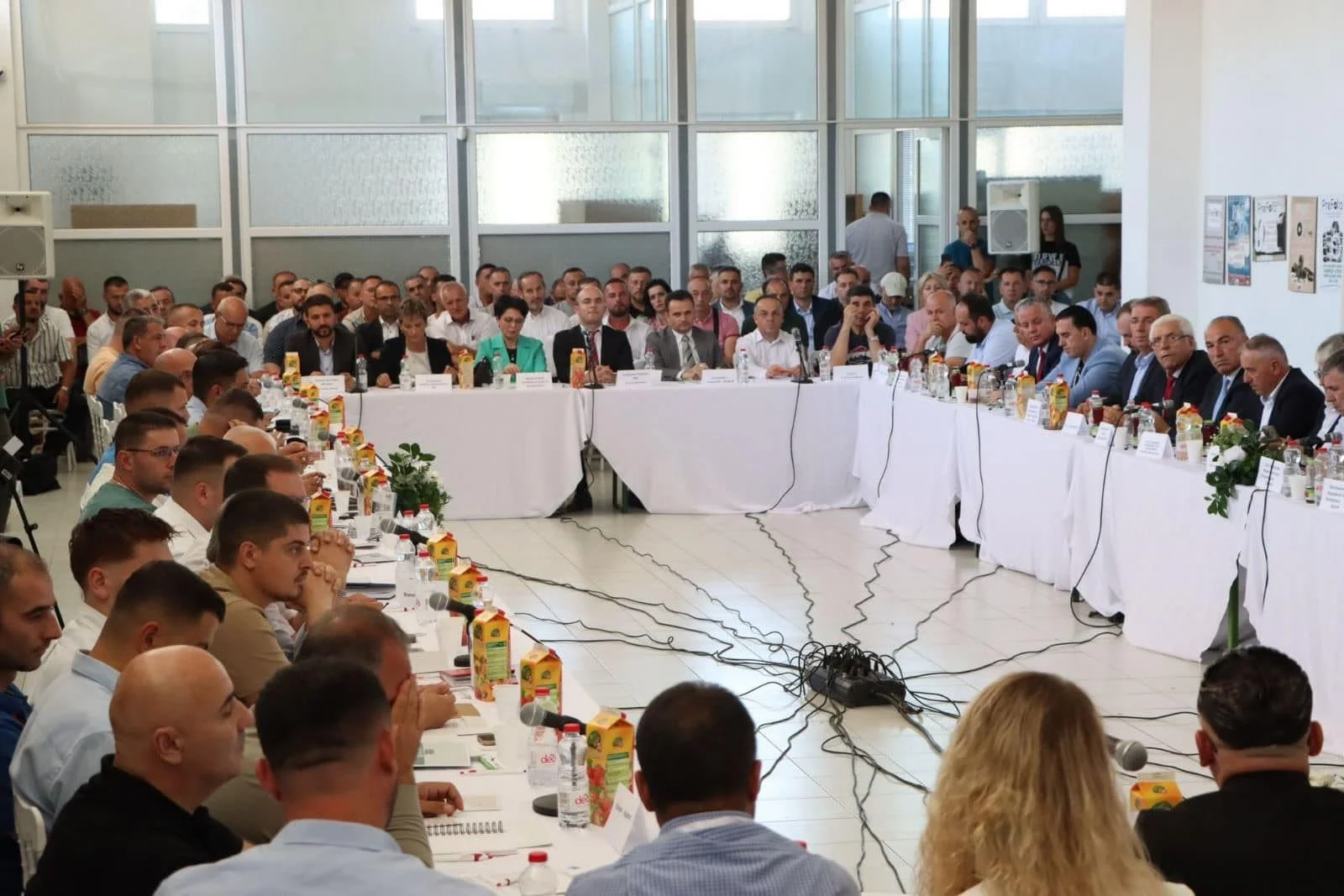 Preshevë / Lazim Destani merr pjesë në Konferencën Ekonomike në Luginën e Preshevës