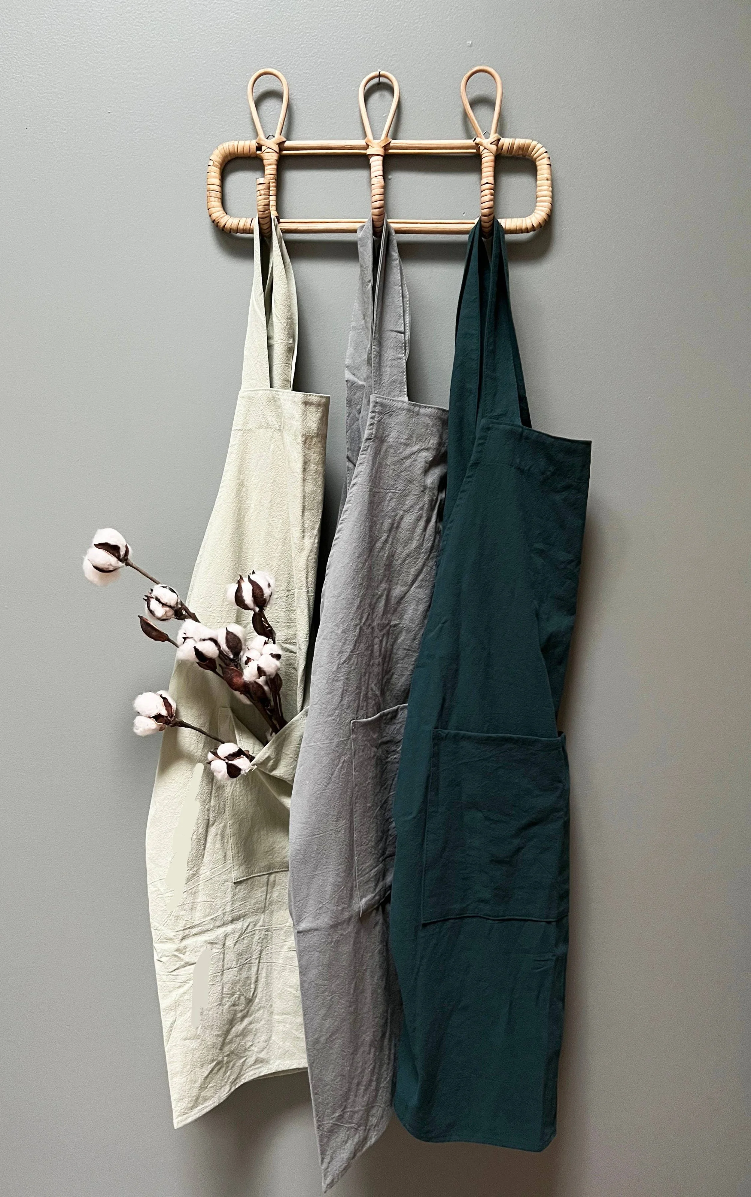 Cross back apron, Korean apron, Japanese apron