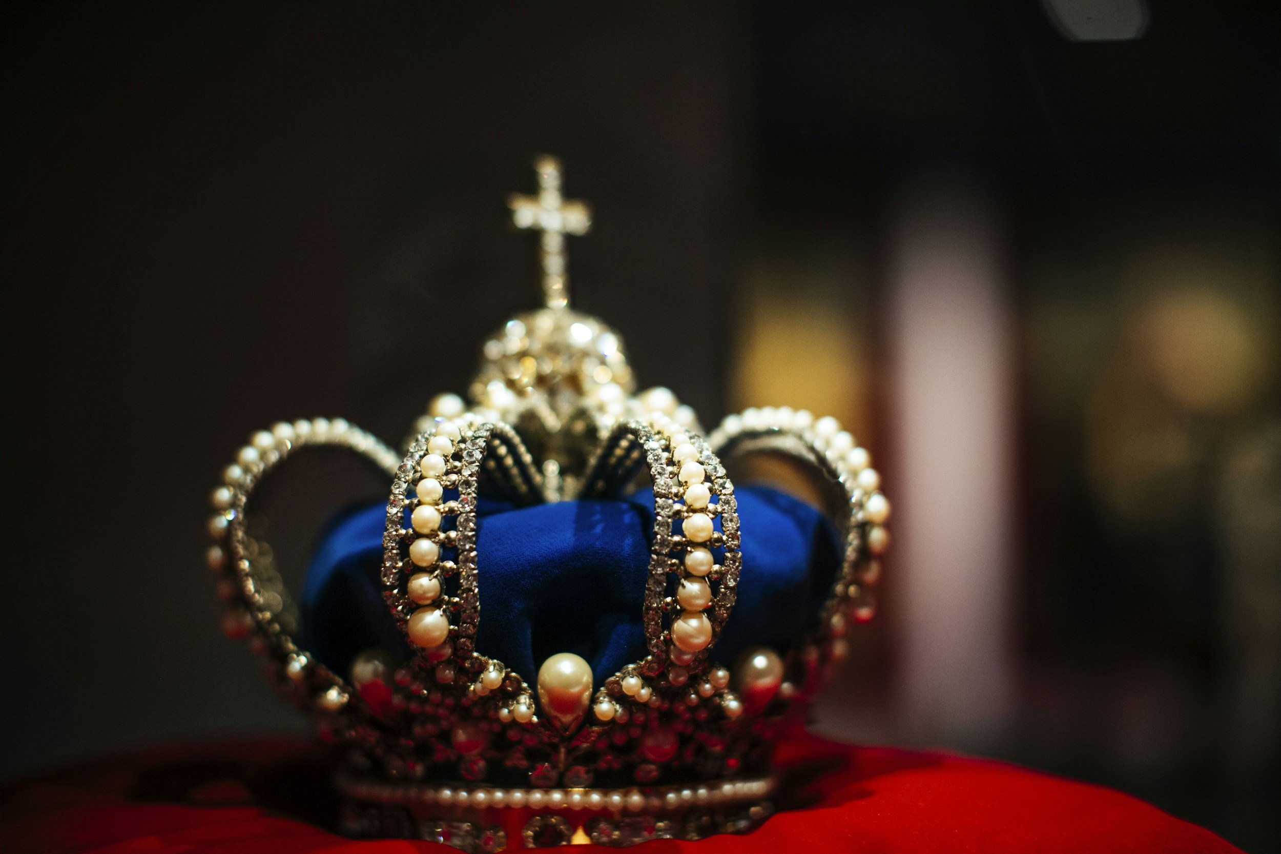 The discovery of the lost English King