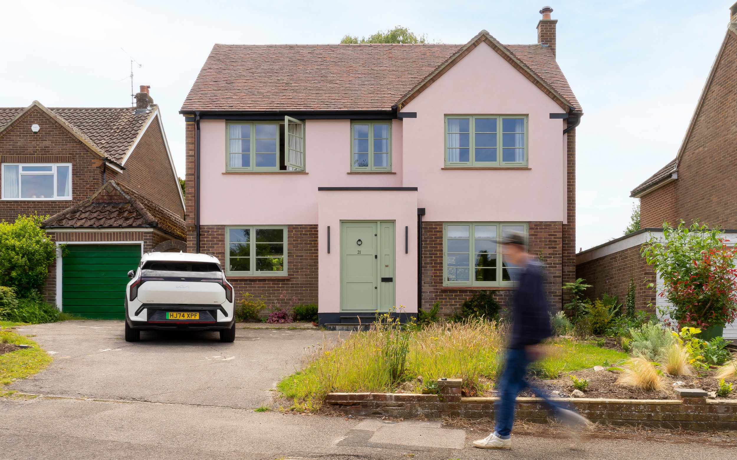 Pink House by Aub Architects