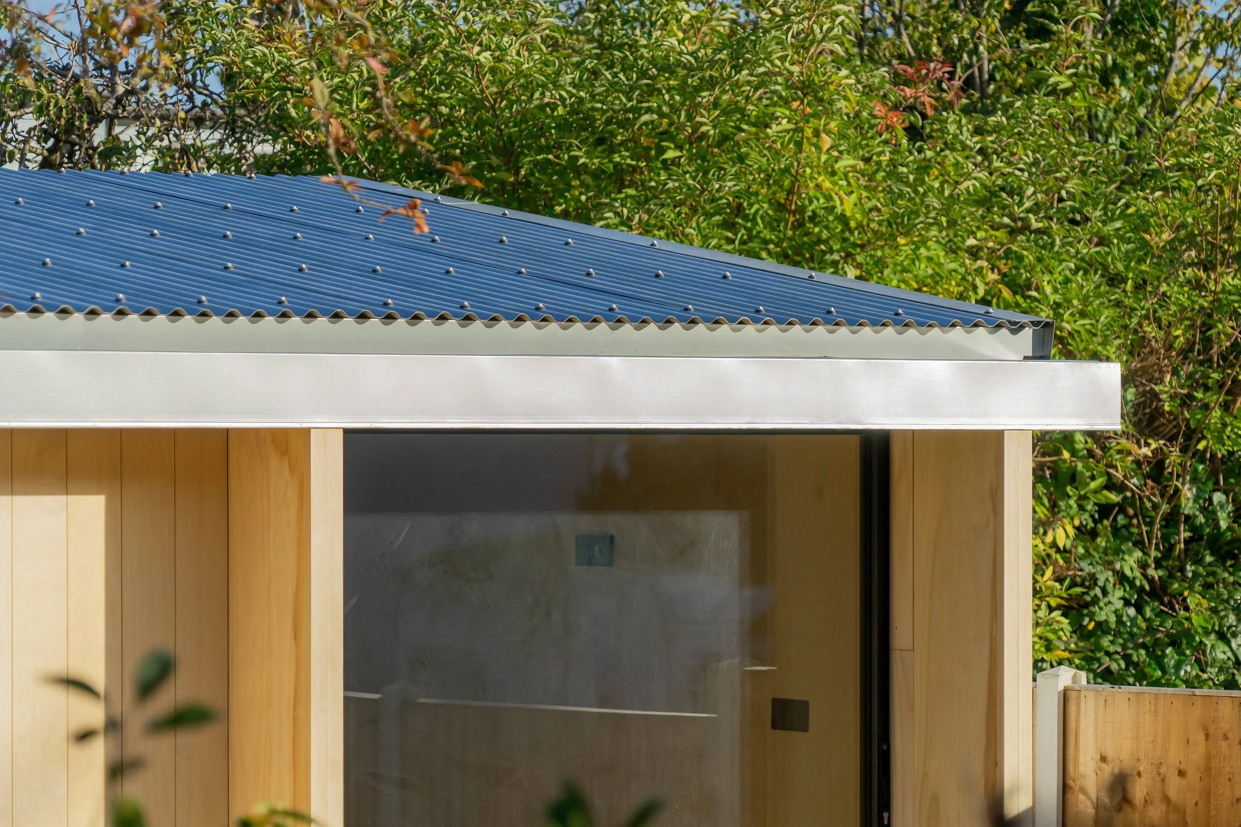 Garden Studio by Lineworks Architects