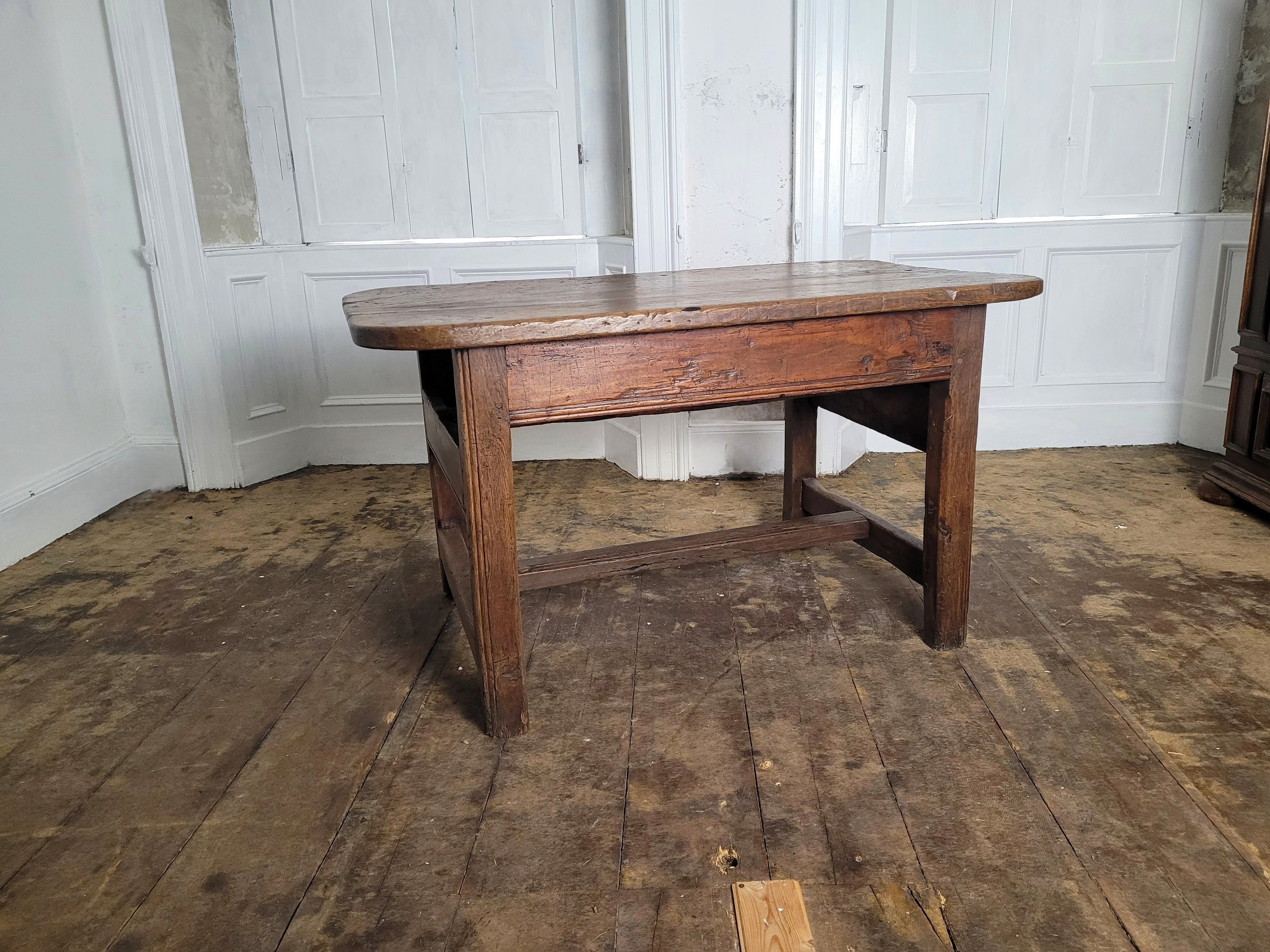19th century French farmhouse table - €950.00