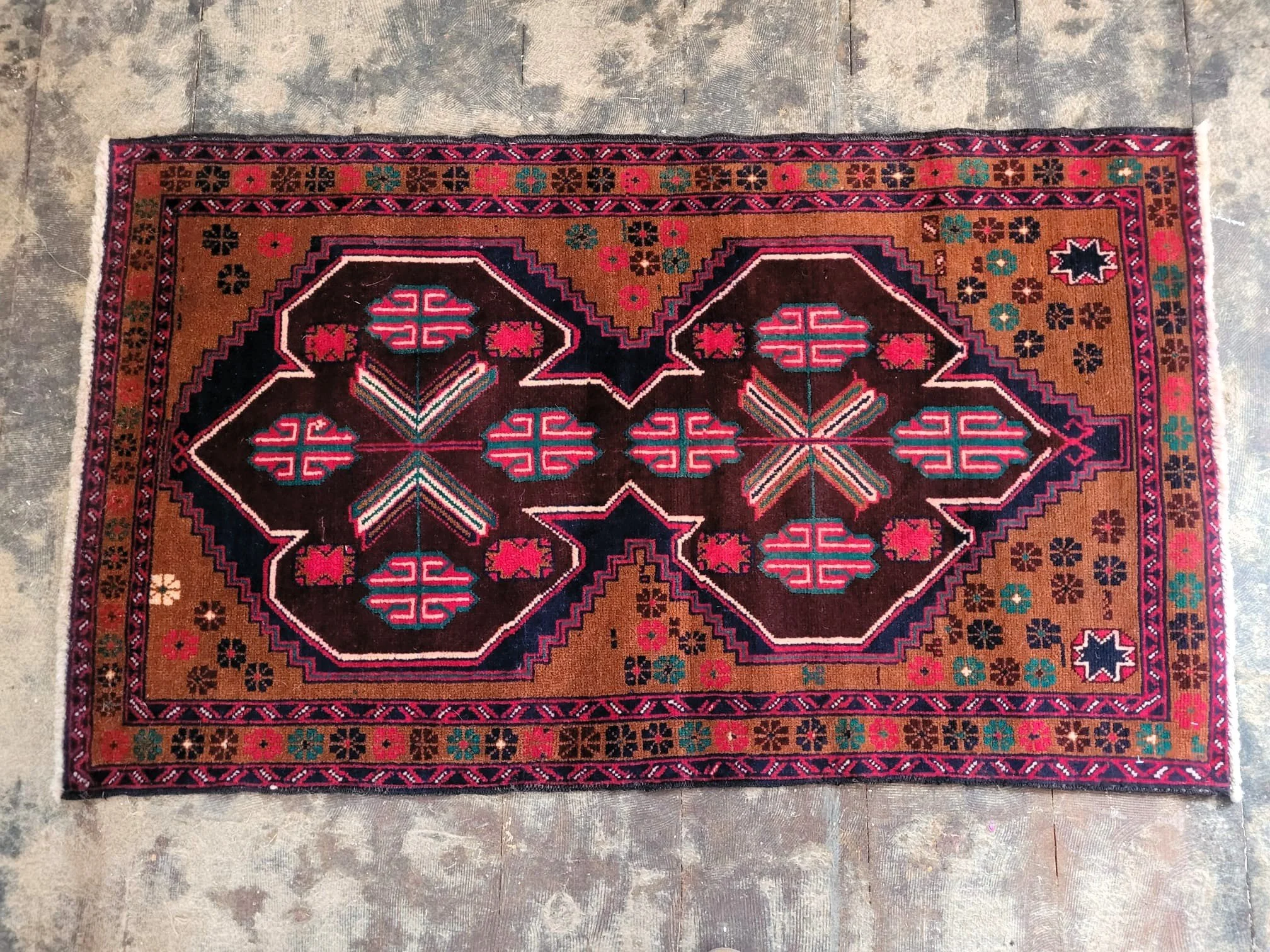 vintage rug 1 image 2 .jpg