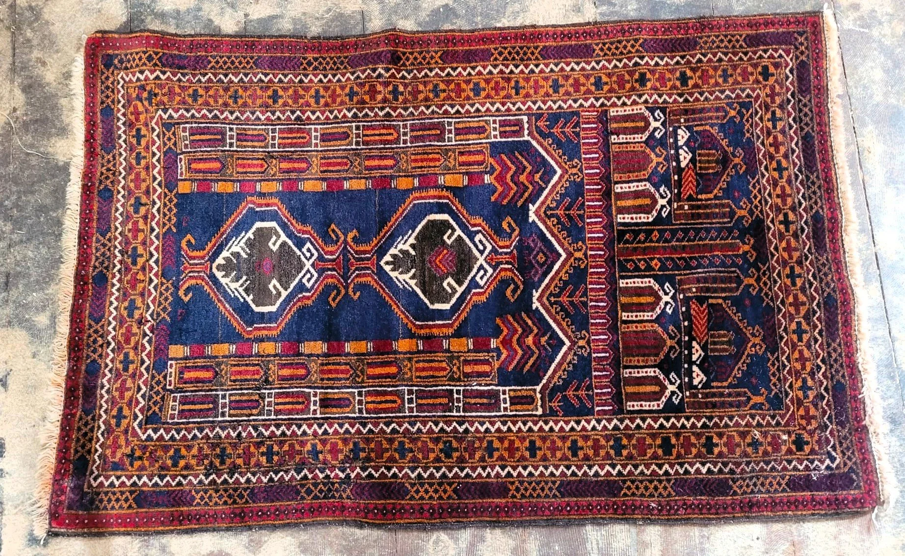 vintage rug 2 image 2.jpg