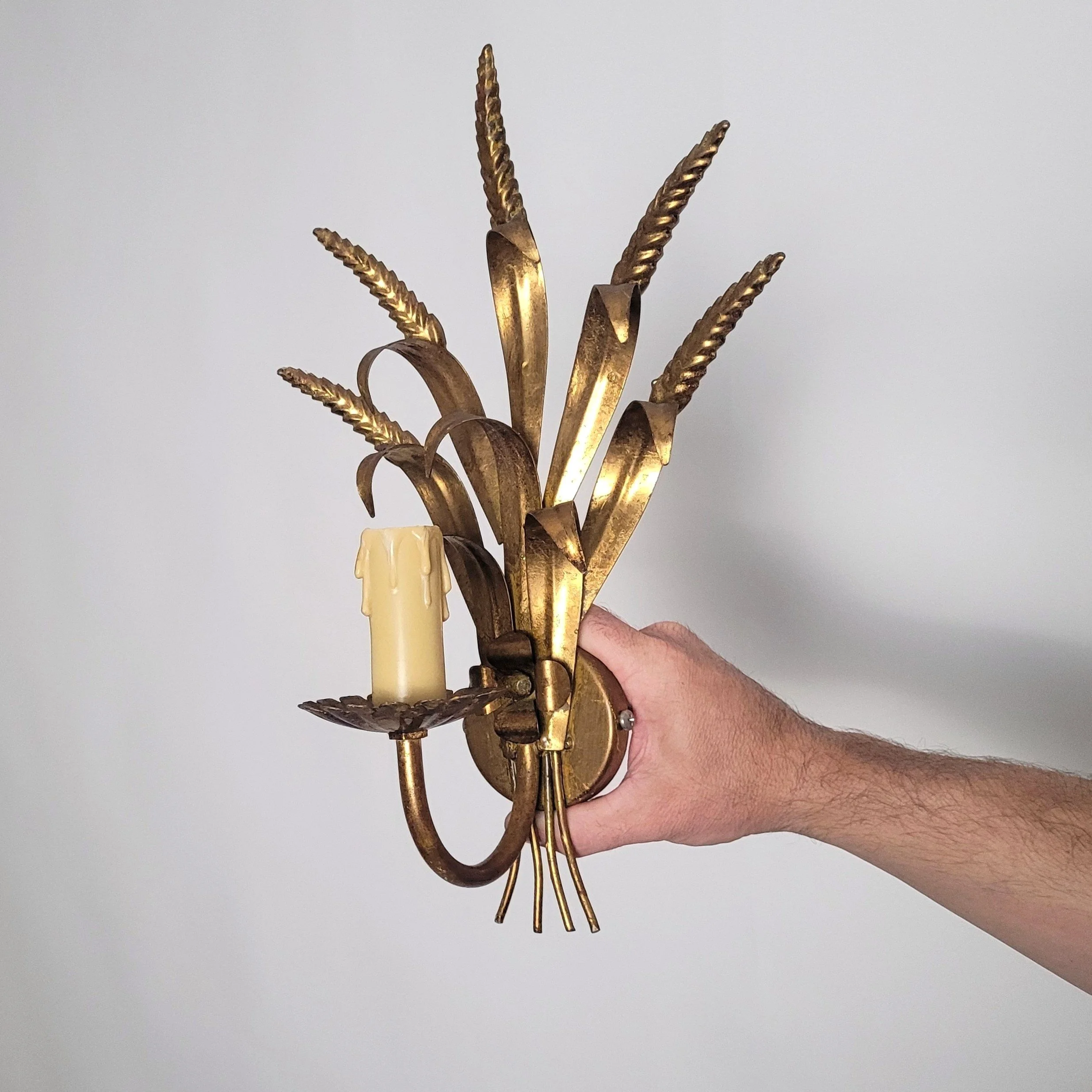wall light 4 edit.jpg