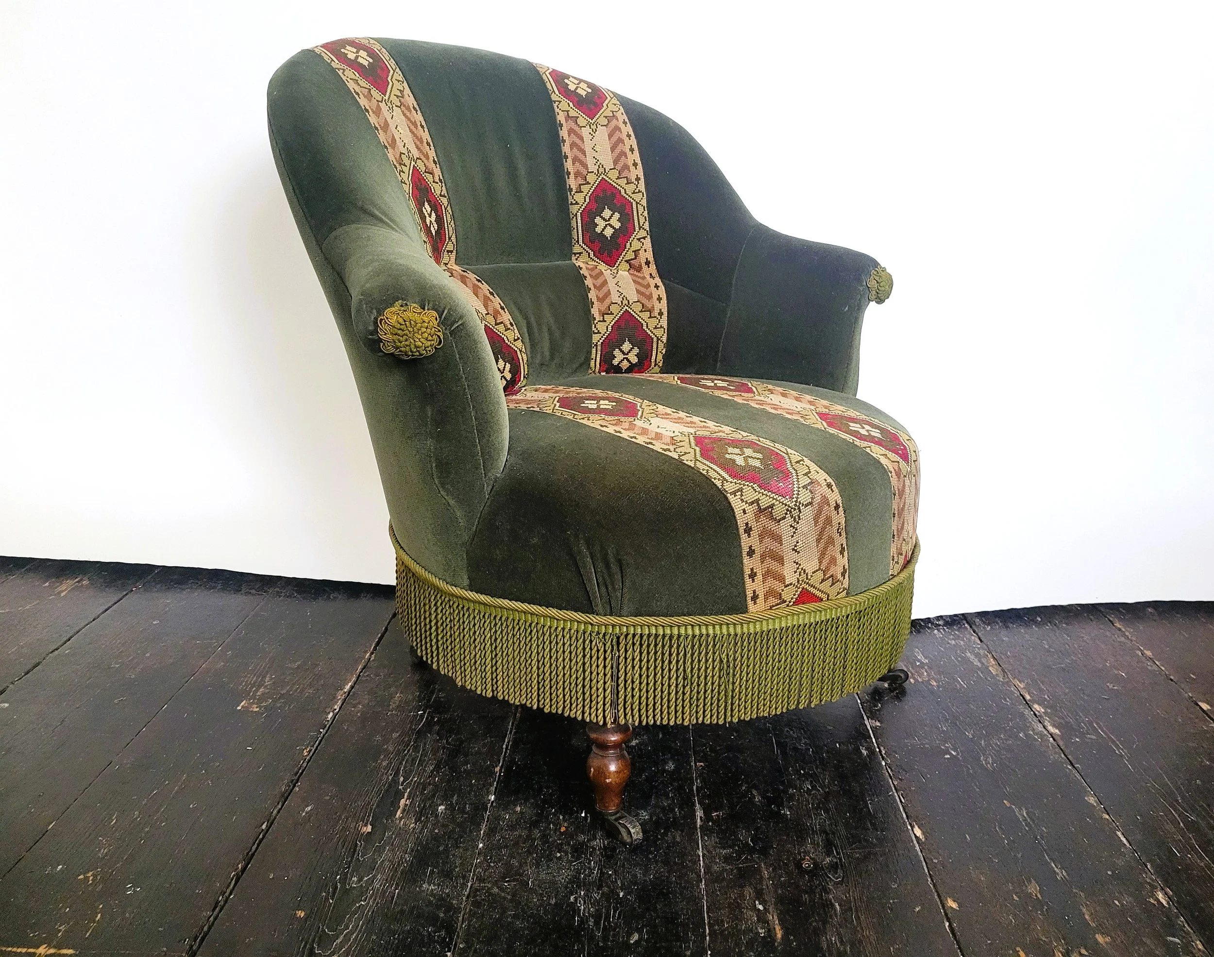 green chair 2.jpg