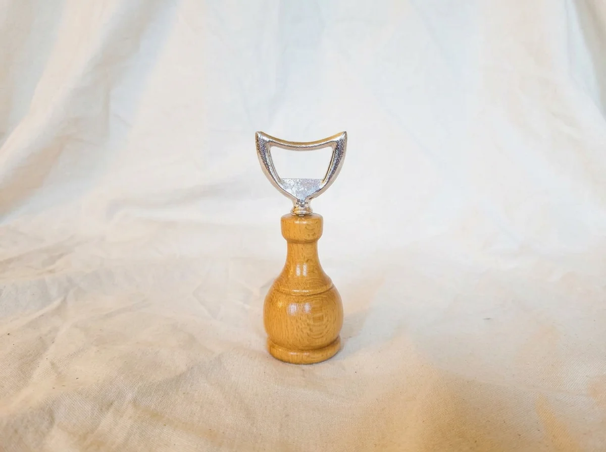 Vintage style Italian bottle opener 10cm - €8.50