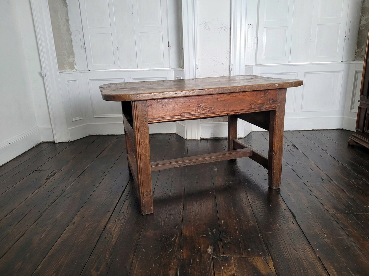19th century French farmhouse table - €950.00
