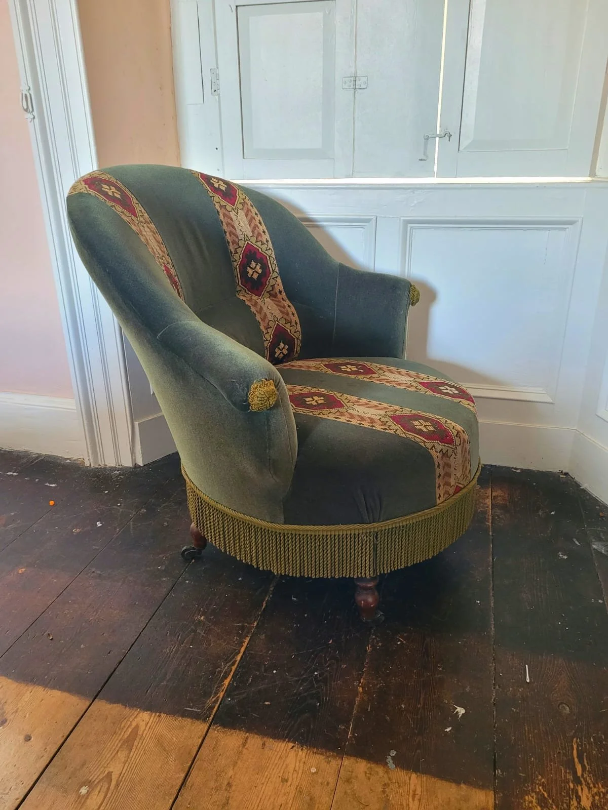 Victorian armchair - €550.00