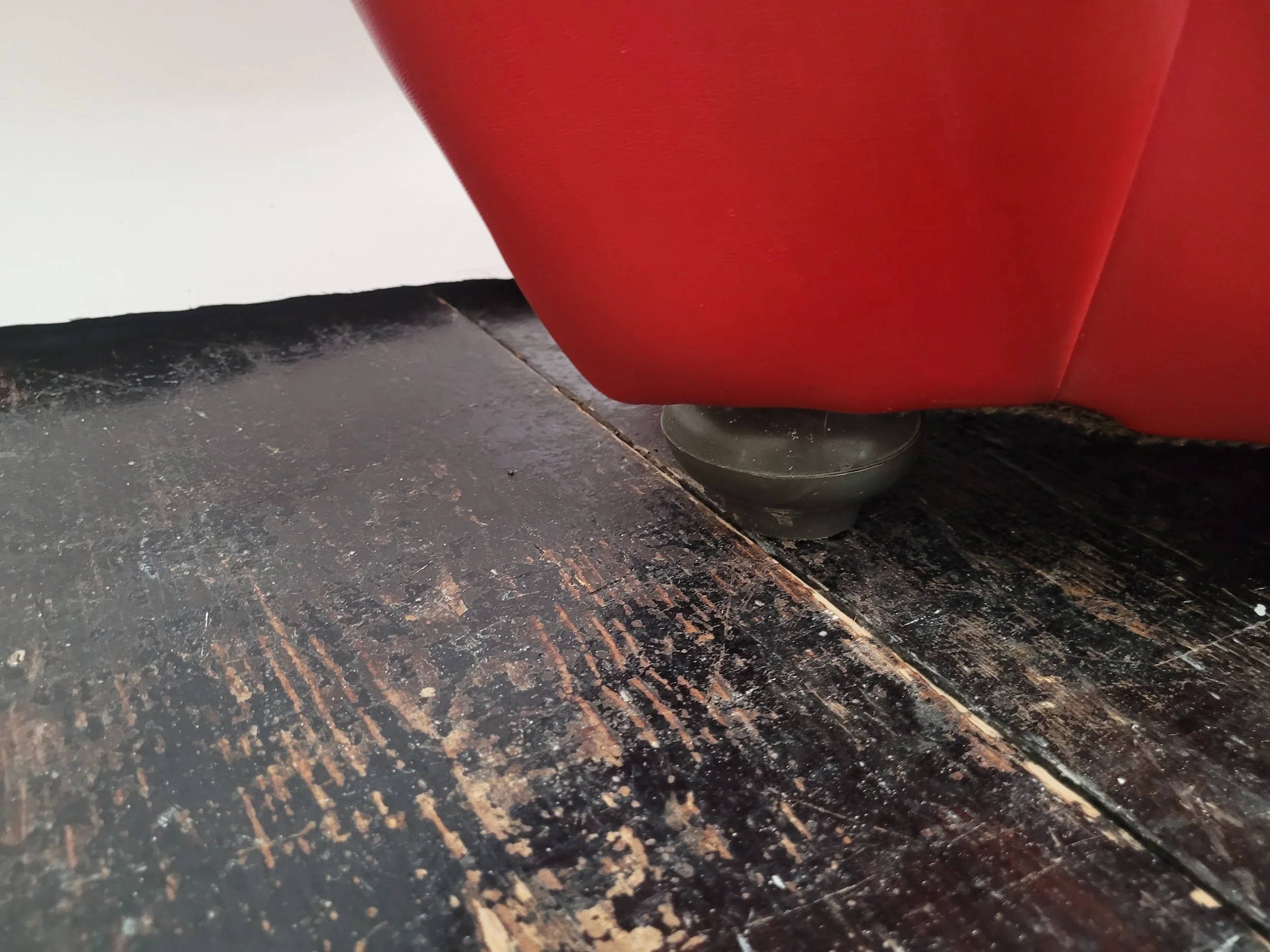 red leather chair 3.jpg