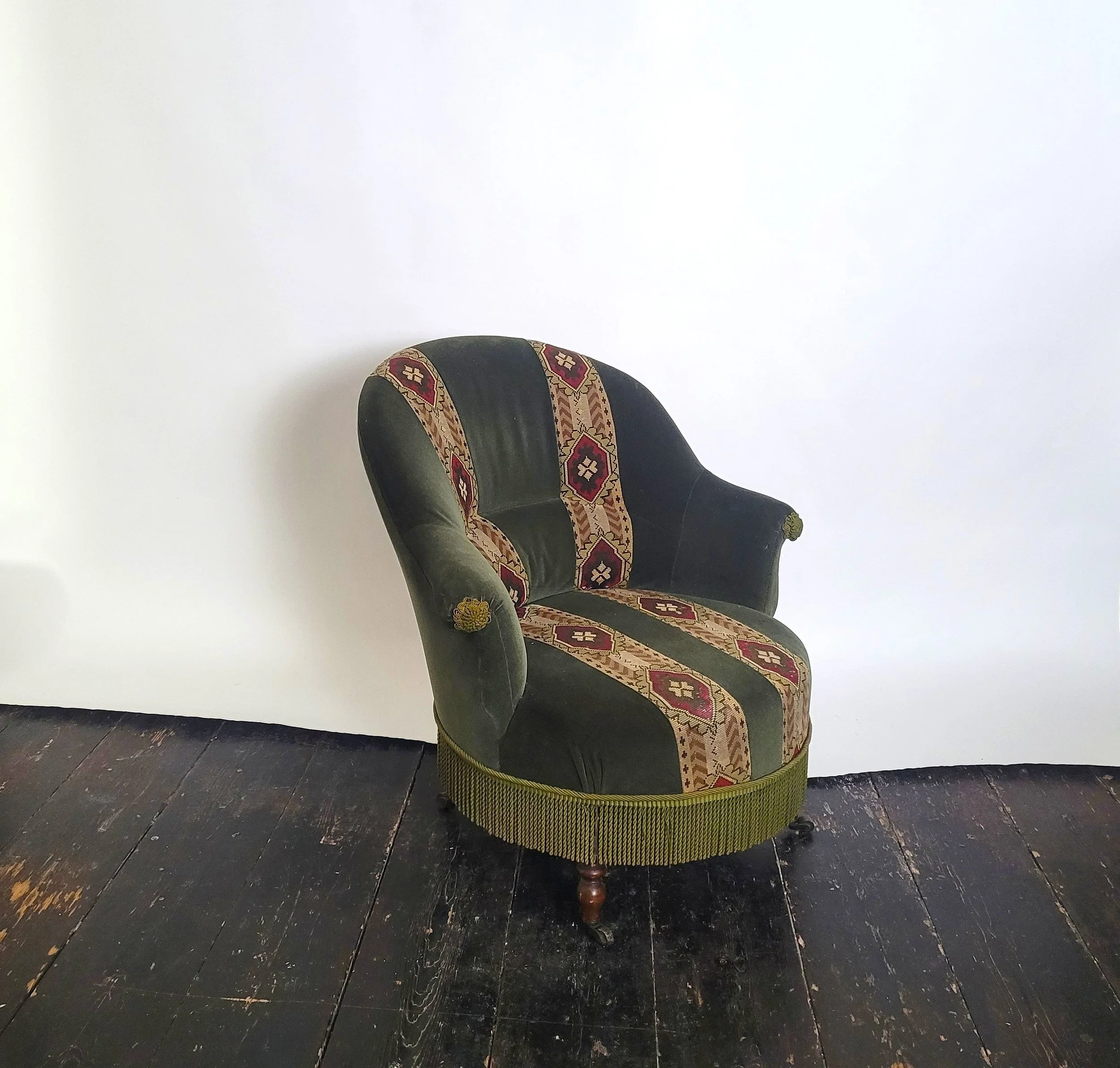 green chair.jpg