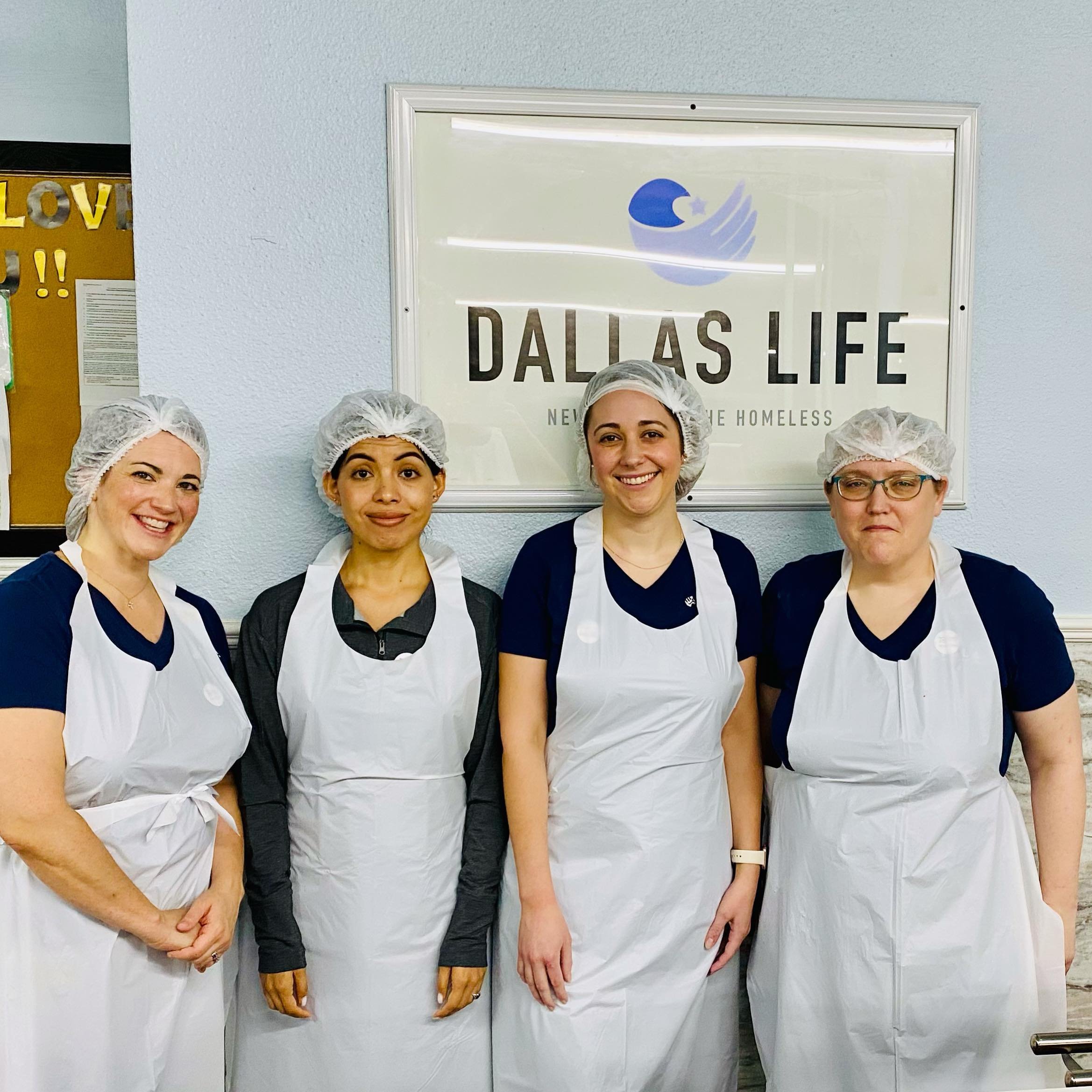 We had a great time volunteering at @dallaslifeshelter last week! They&rsquo;re not only a great organization serving the community, they&rsquo;re also one of our amazing clients! #volunteerday #dalagivesback