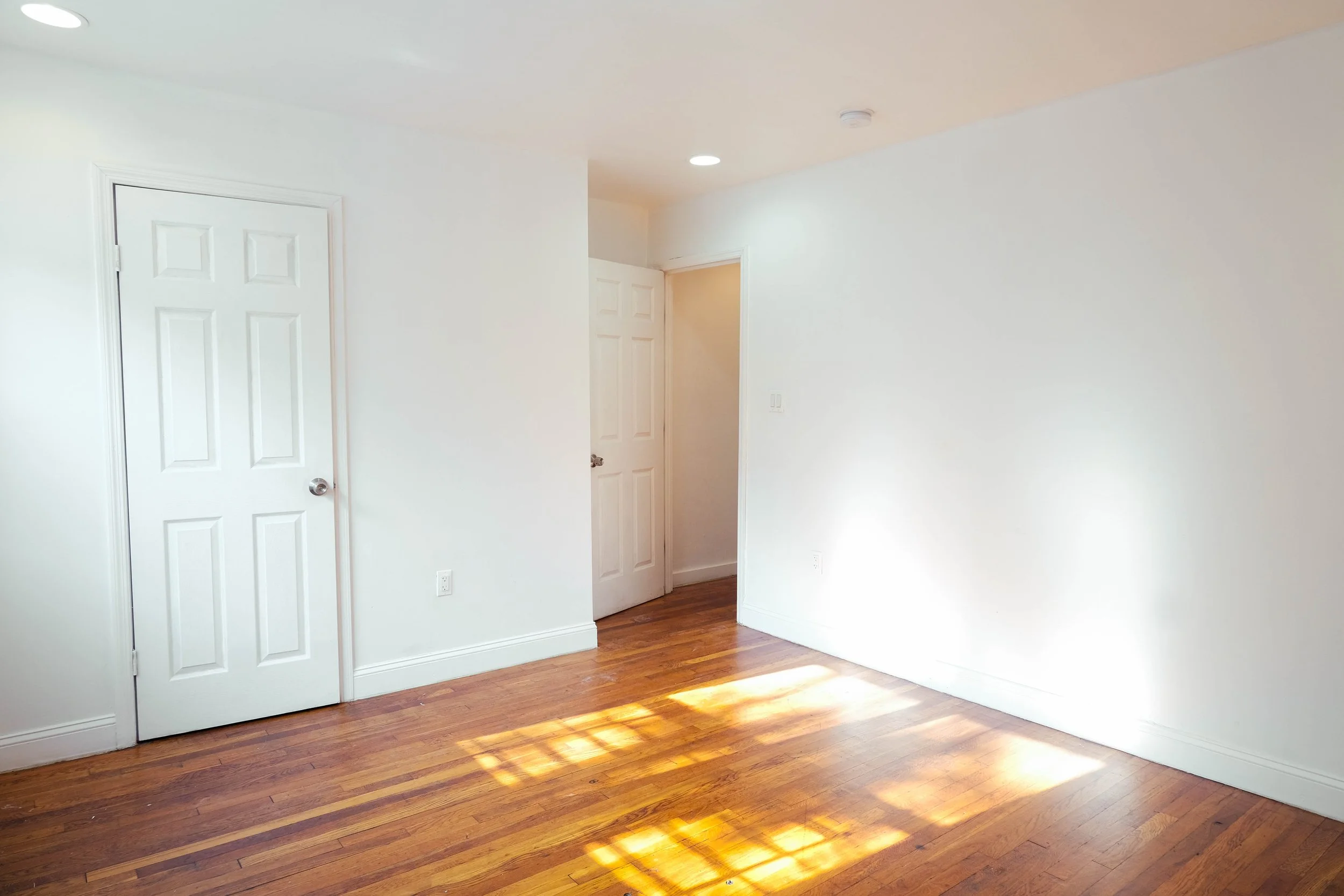 168 Brookdale Ave Room 2-2.jpg