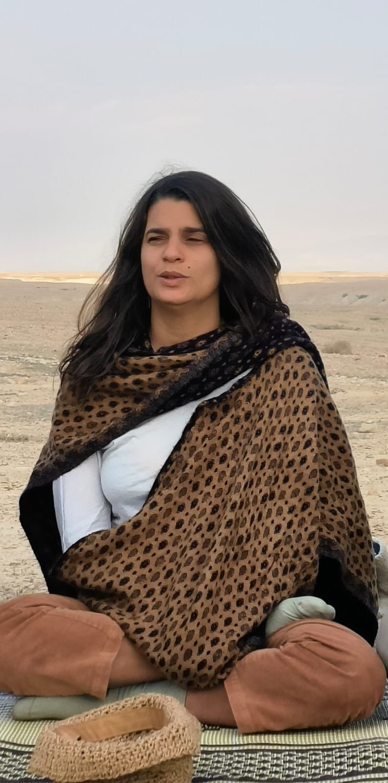 Amit in desert.jpeg