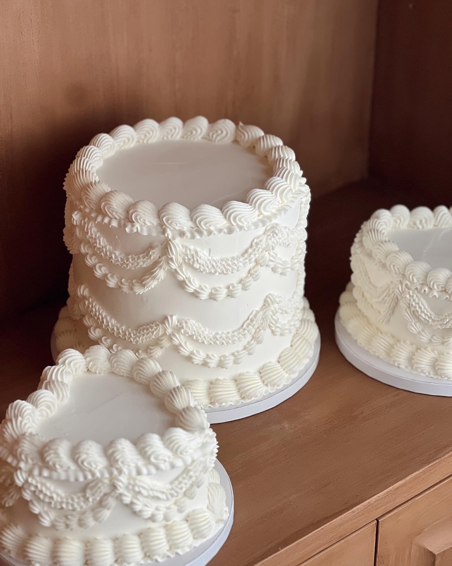 I had the honor of recreating a wedding cake for @kelly.f.lentine’s parent’s 60th wedding anniversary π₯Ήπ€