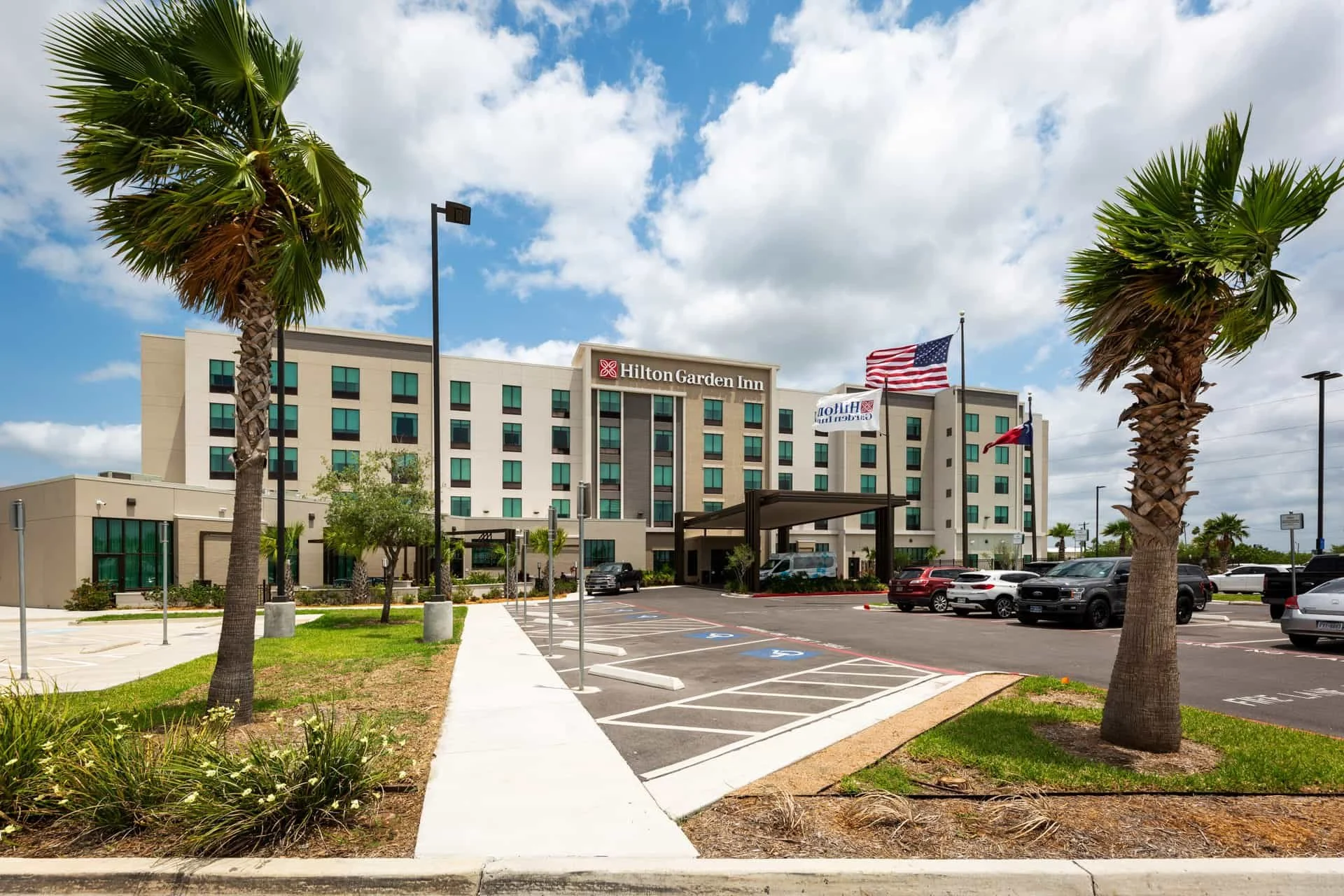 Modular_Hilton Garden Inn Harlingen02-1920.jpg