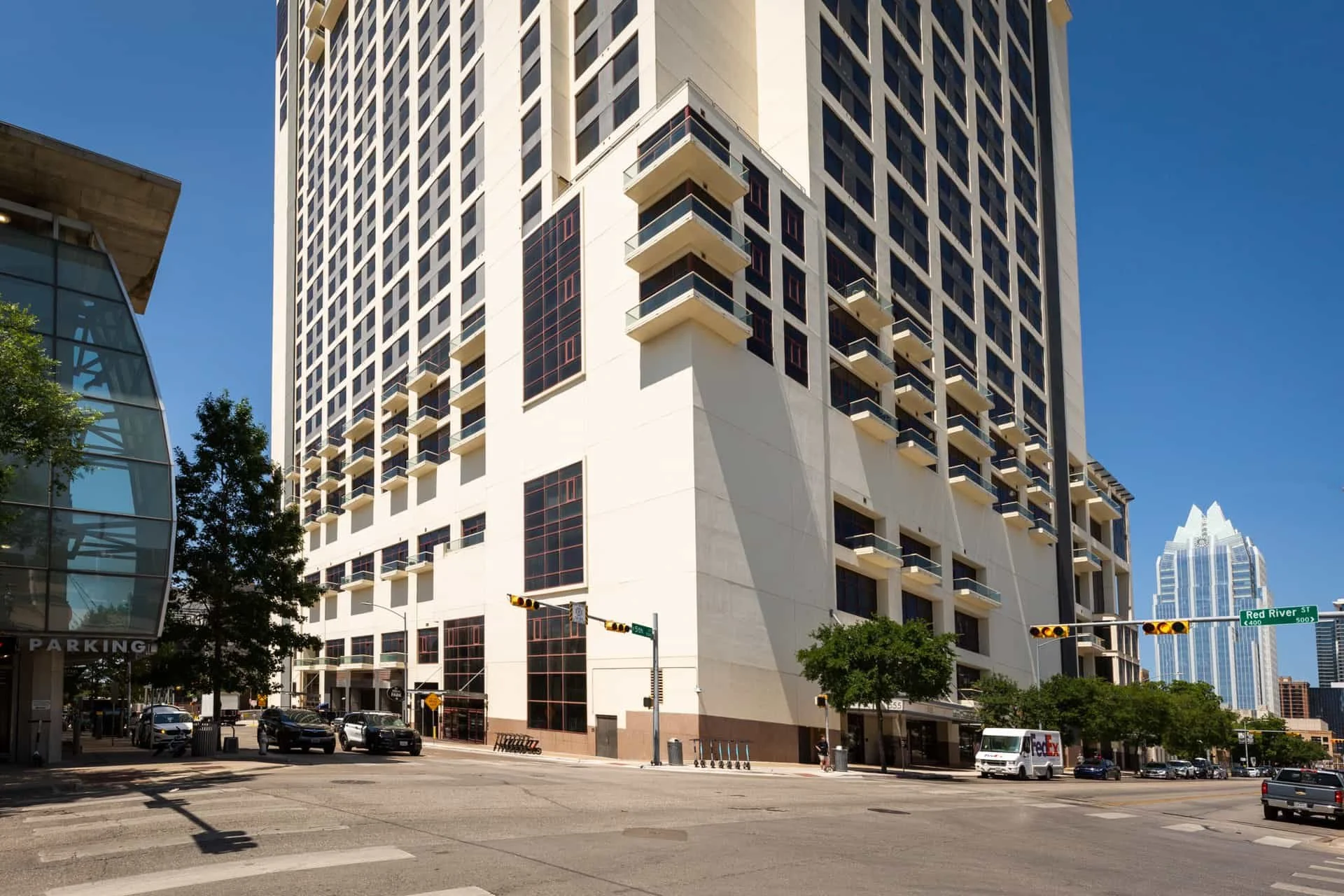 UQ9A9869-1920.jpg