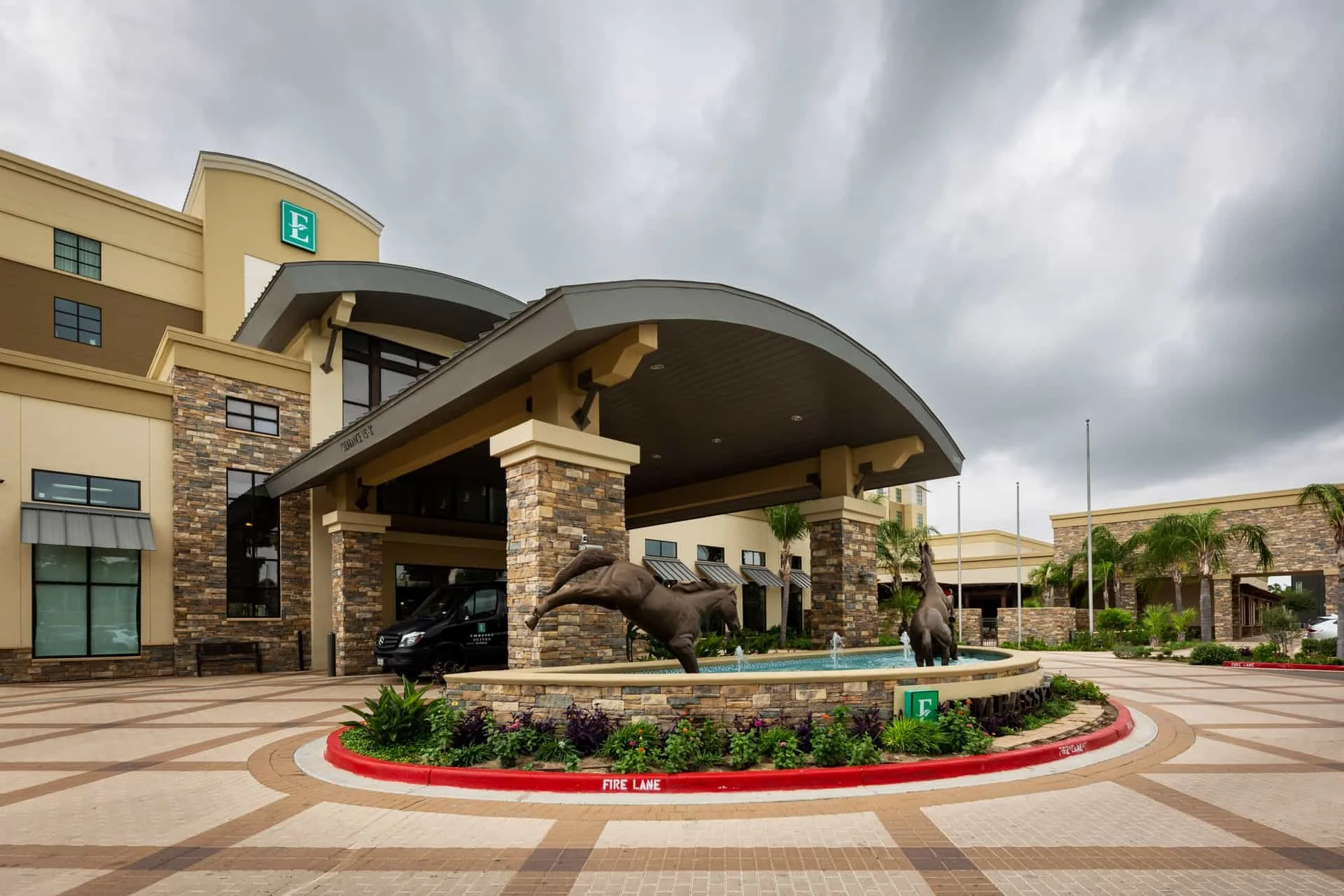 Modular_Embassy Suites05-1920.jpg