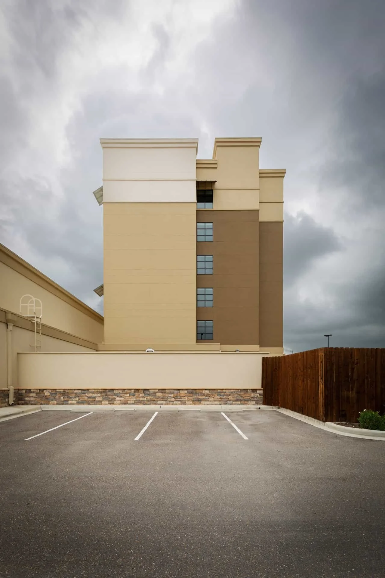 Modular_Embassy Suites13-1920.jpg