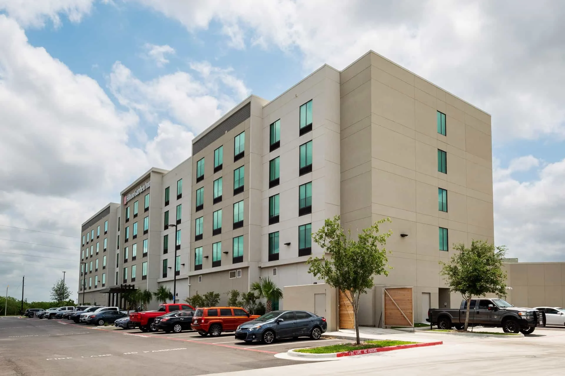 Modular_Hilton Garden Inn Harlingen08-1920.jpg