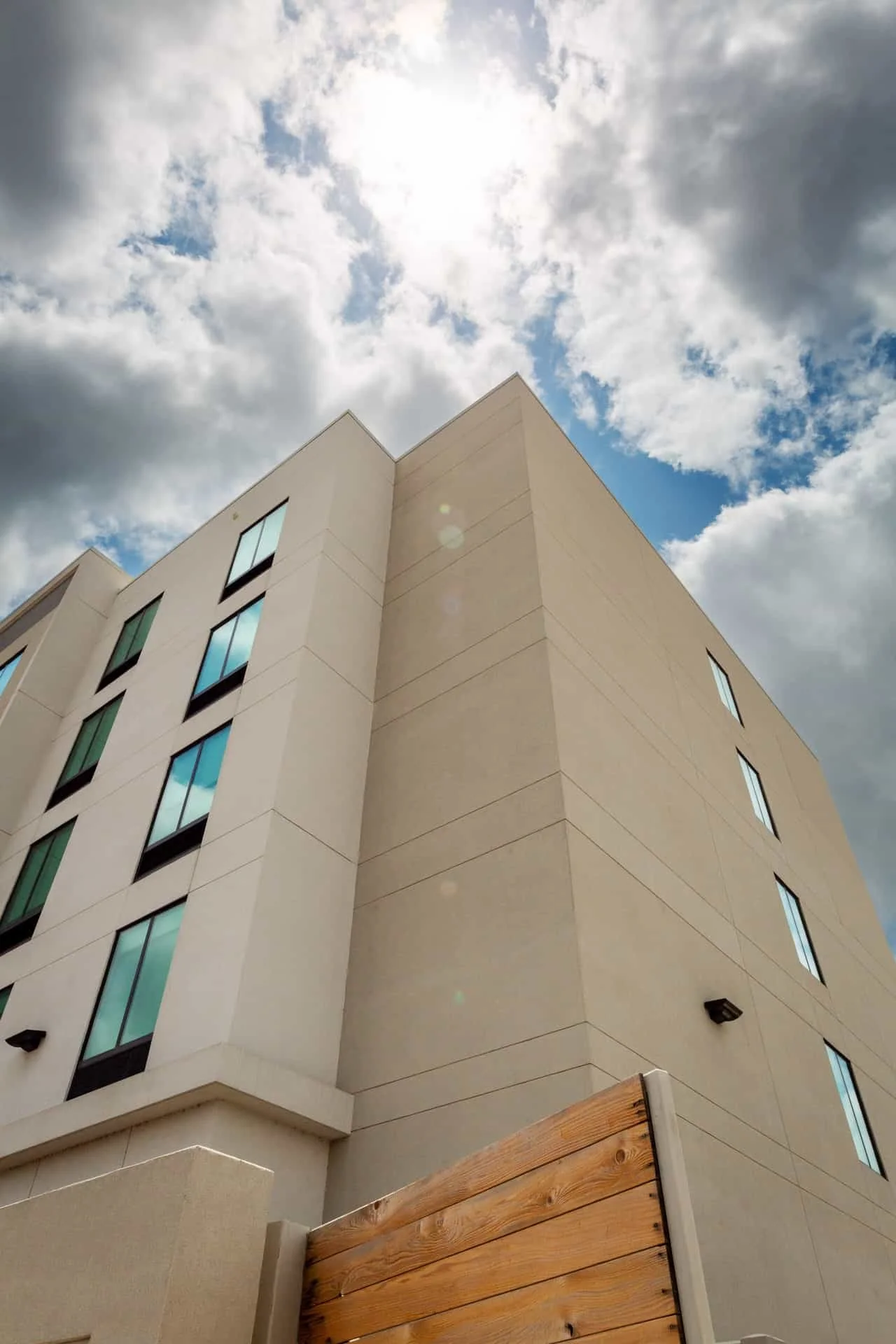 Modular_Hilton Garden Inn Harlingen09-1920.jpg