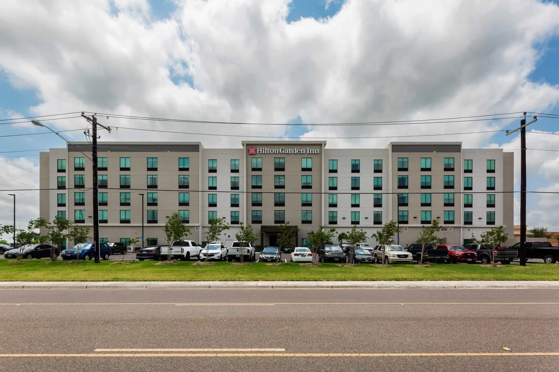 Modular_Hilton Garden Inn Harlingen07-1920.jpg