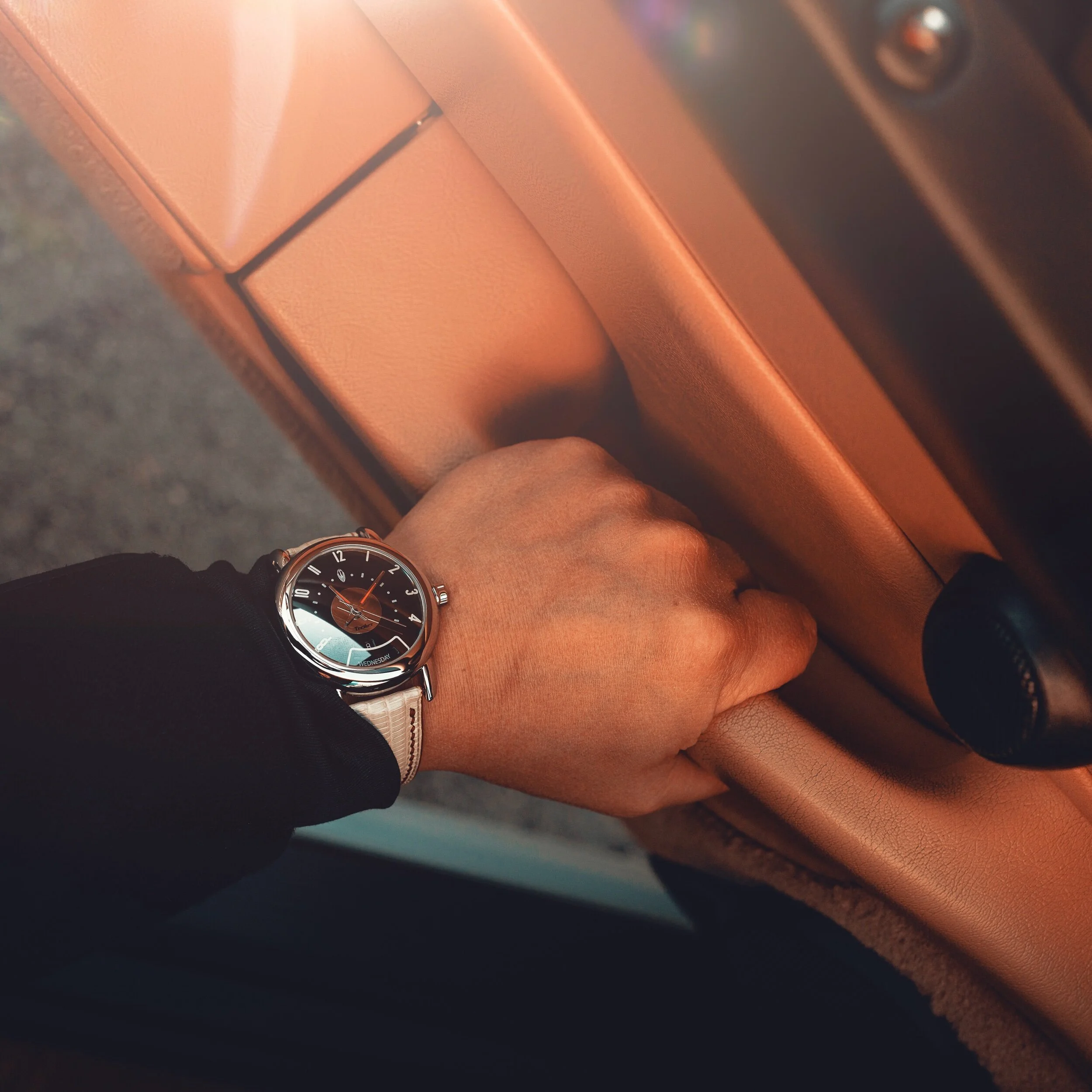 FDF44D8B-2566-4B08-AD3D-8258304BC7E6