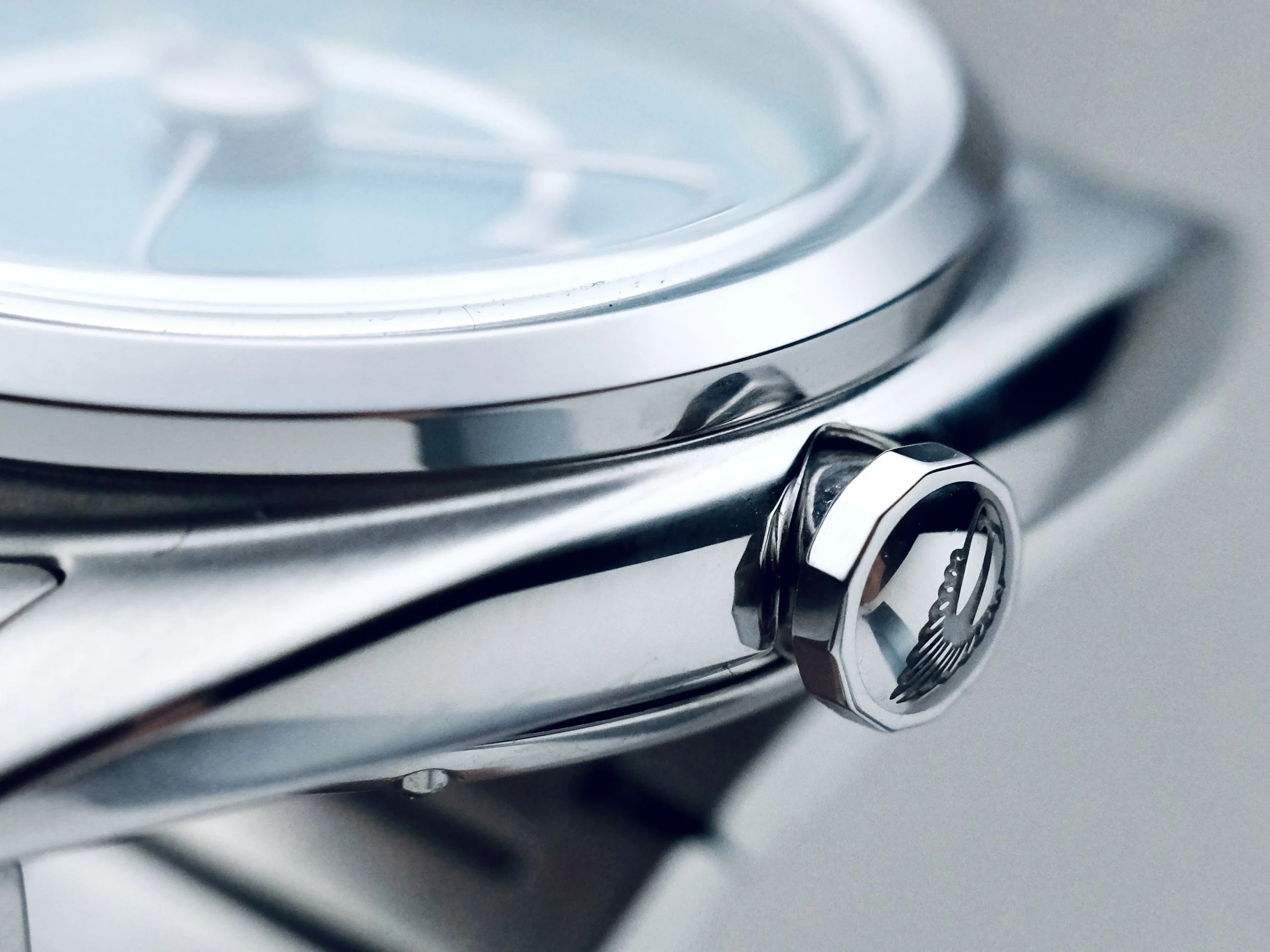 Treiber Timepieces_T54SL Gullwing_Review_Live Shots_Mainspring_2.jpeg