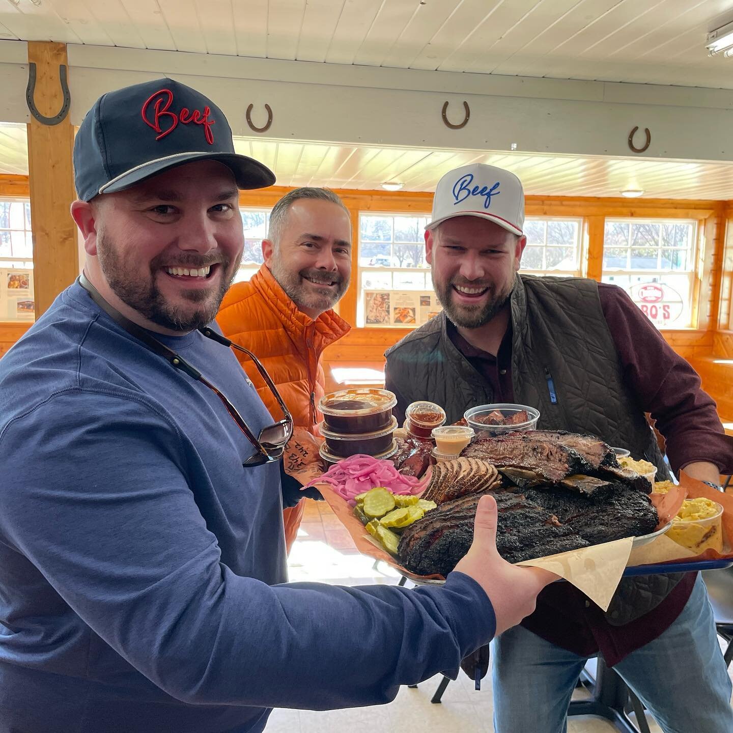 Guess what y&rsquo;all: It&rsquo;s G R I L L I N G seasoning! 

Check out WeathersBEEF.com to pickup some craft barbecue seasonings for the spring/summer. 

📸 Picture is me and some buddies at @jongsbbq - I did not smoke this barbecue, just used to 