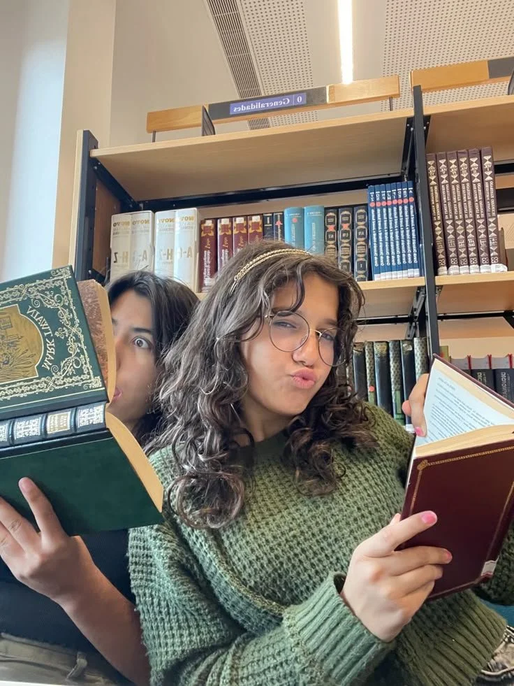Bookish Bi Reading Club