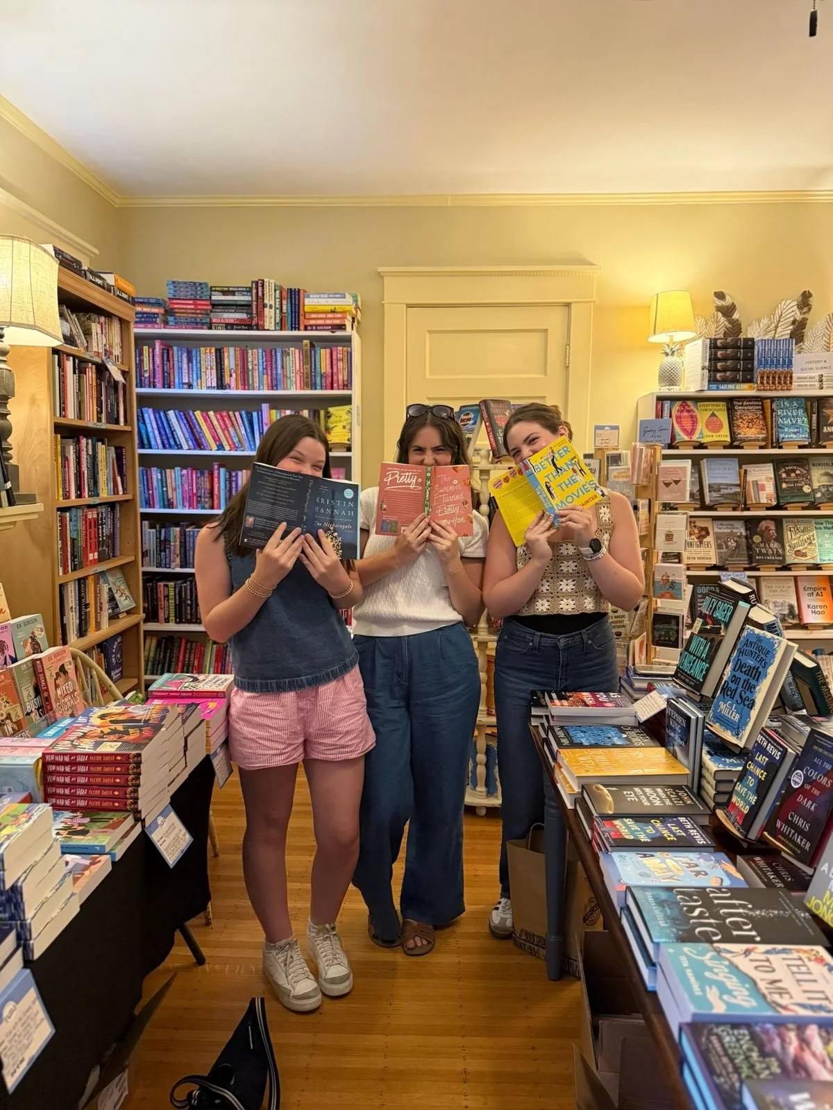 Bookish Bi Reading Club 