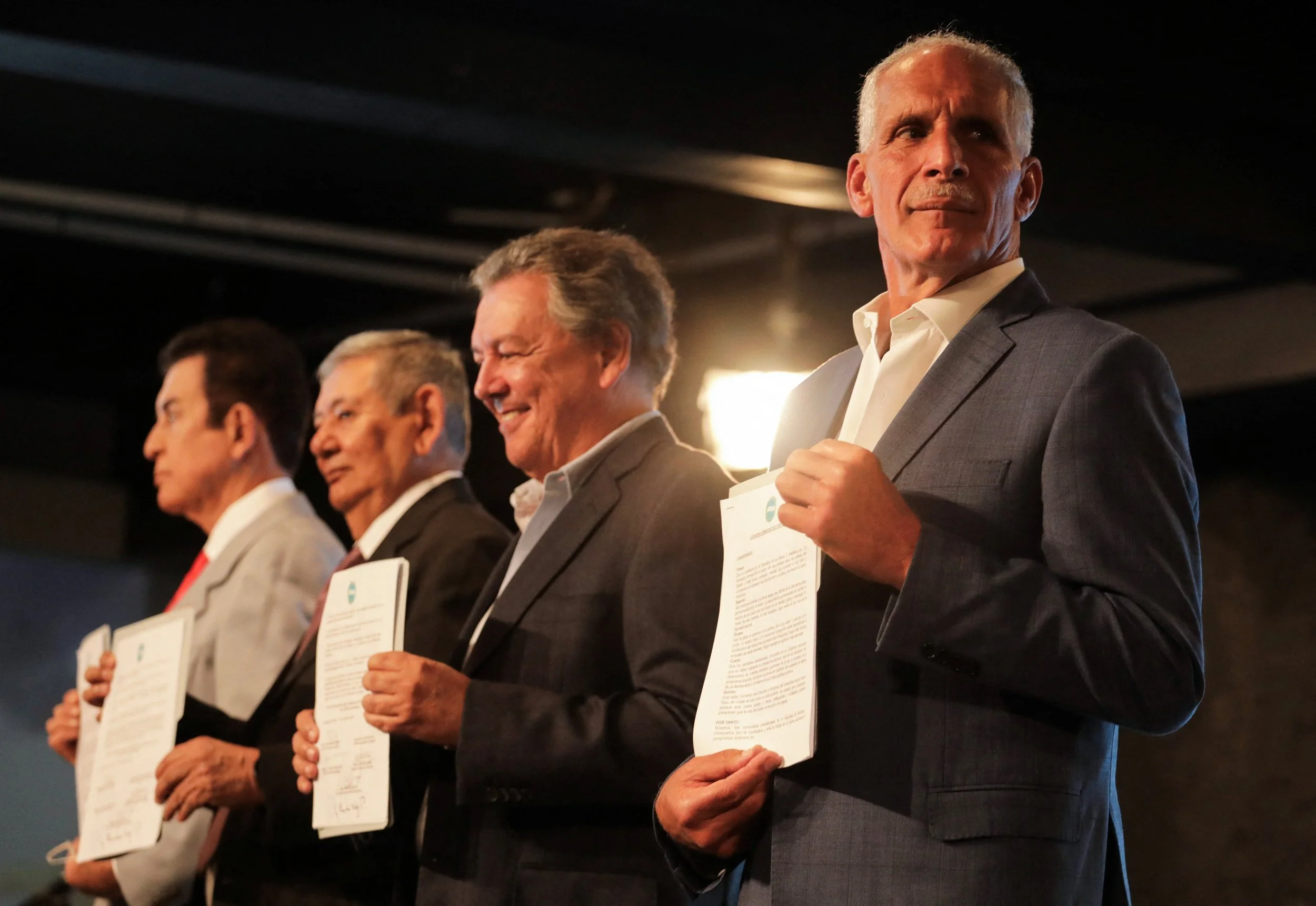 Asfura, Nasralla in tight battle for Honduras presidency