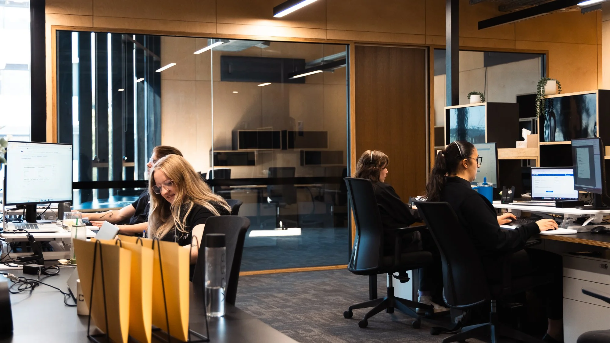 Big_post - City_Office (4).jpg