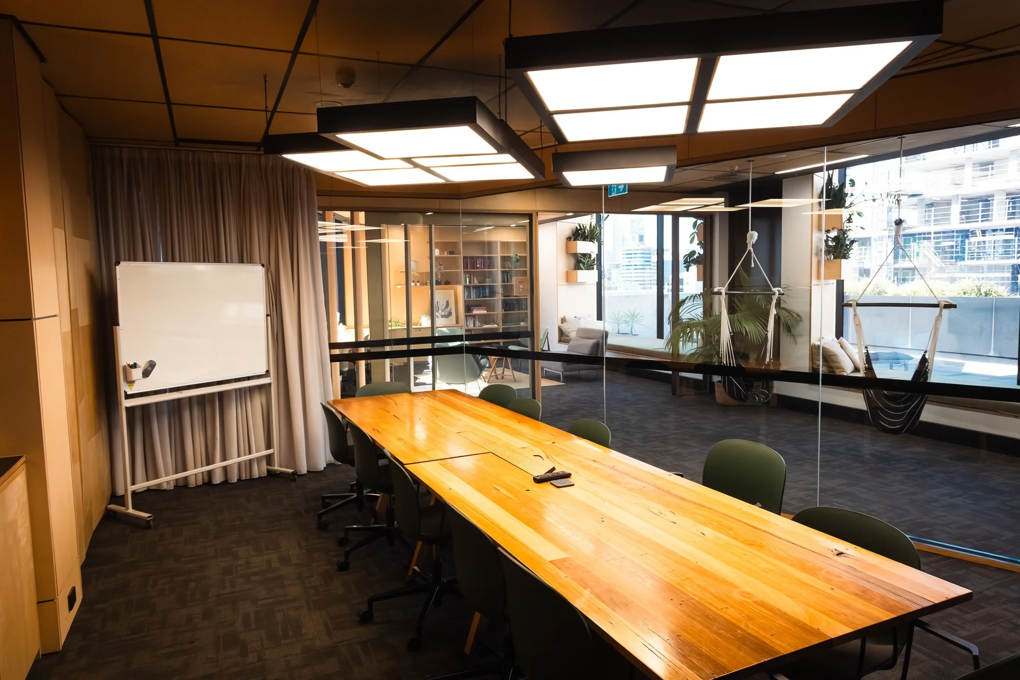 Big_post - City_Office (10).jpg