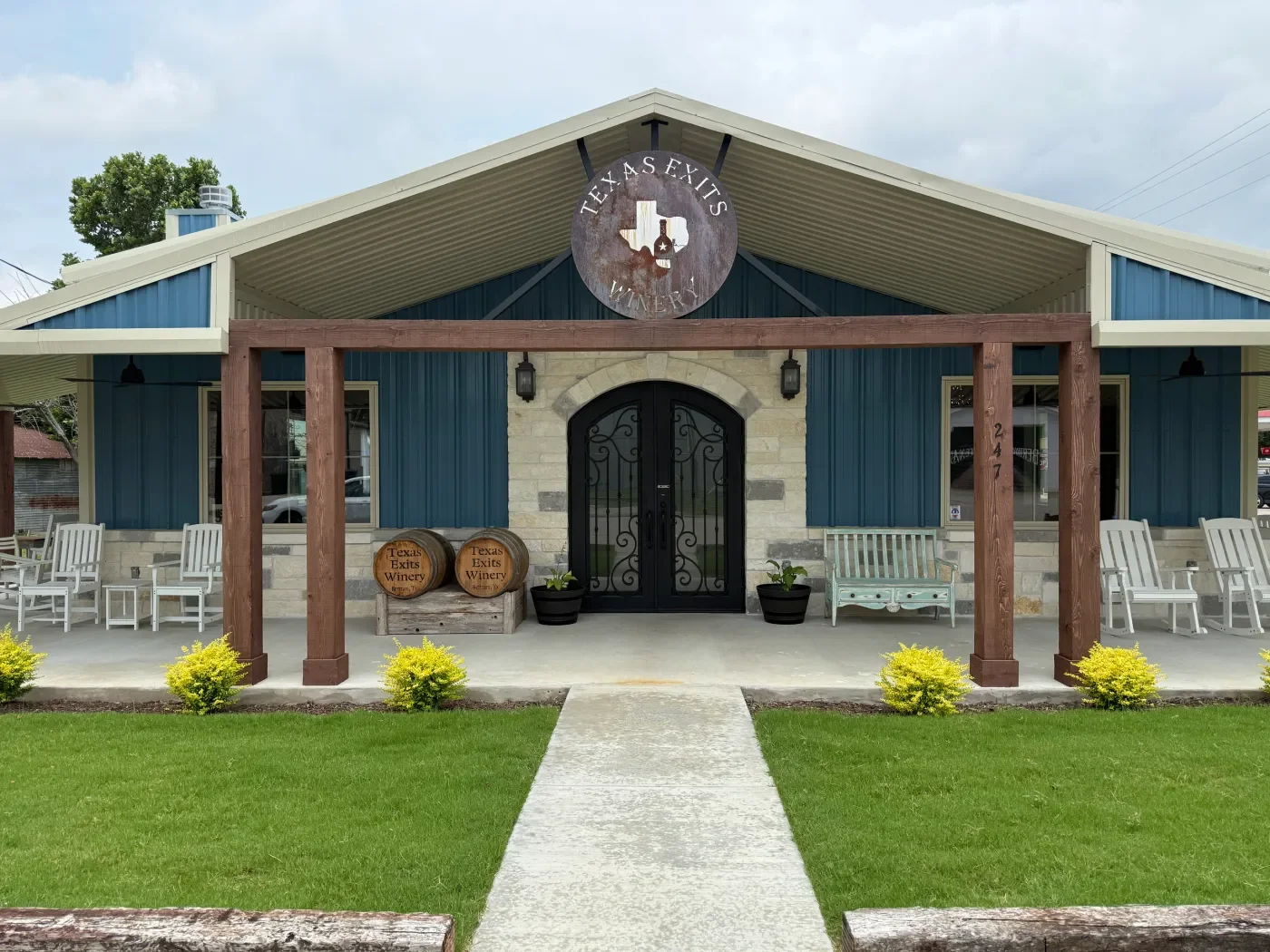 Tasting at Texas Exits, 724 East Vaughan, Bertram, TX