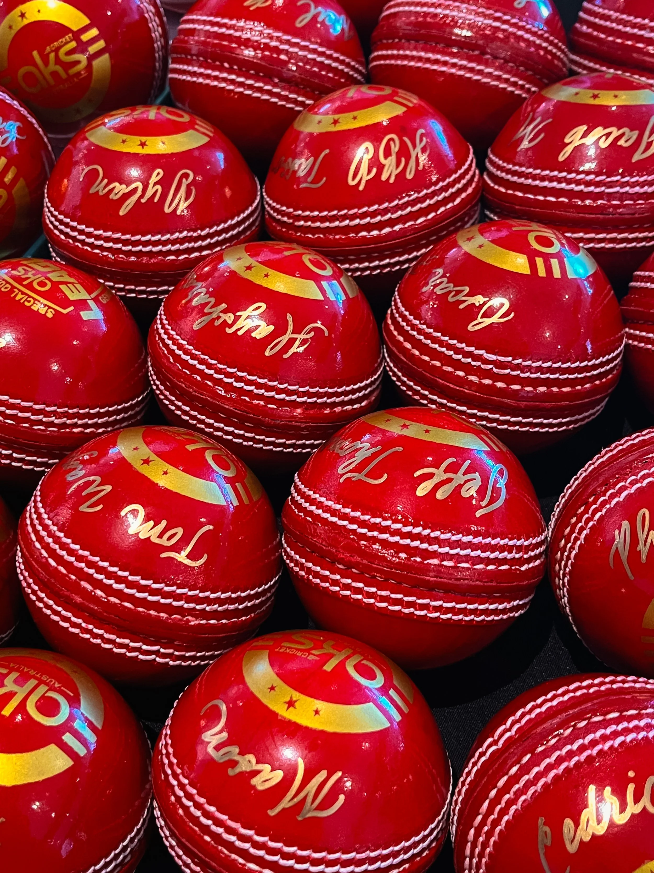 custom-hand-lettering-cricket-balls-live-personalisation-kristie-onasis-calligraphy-perth-australia.JPG