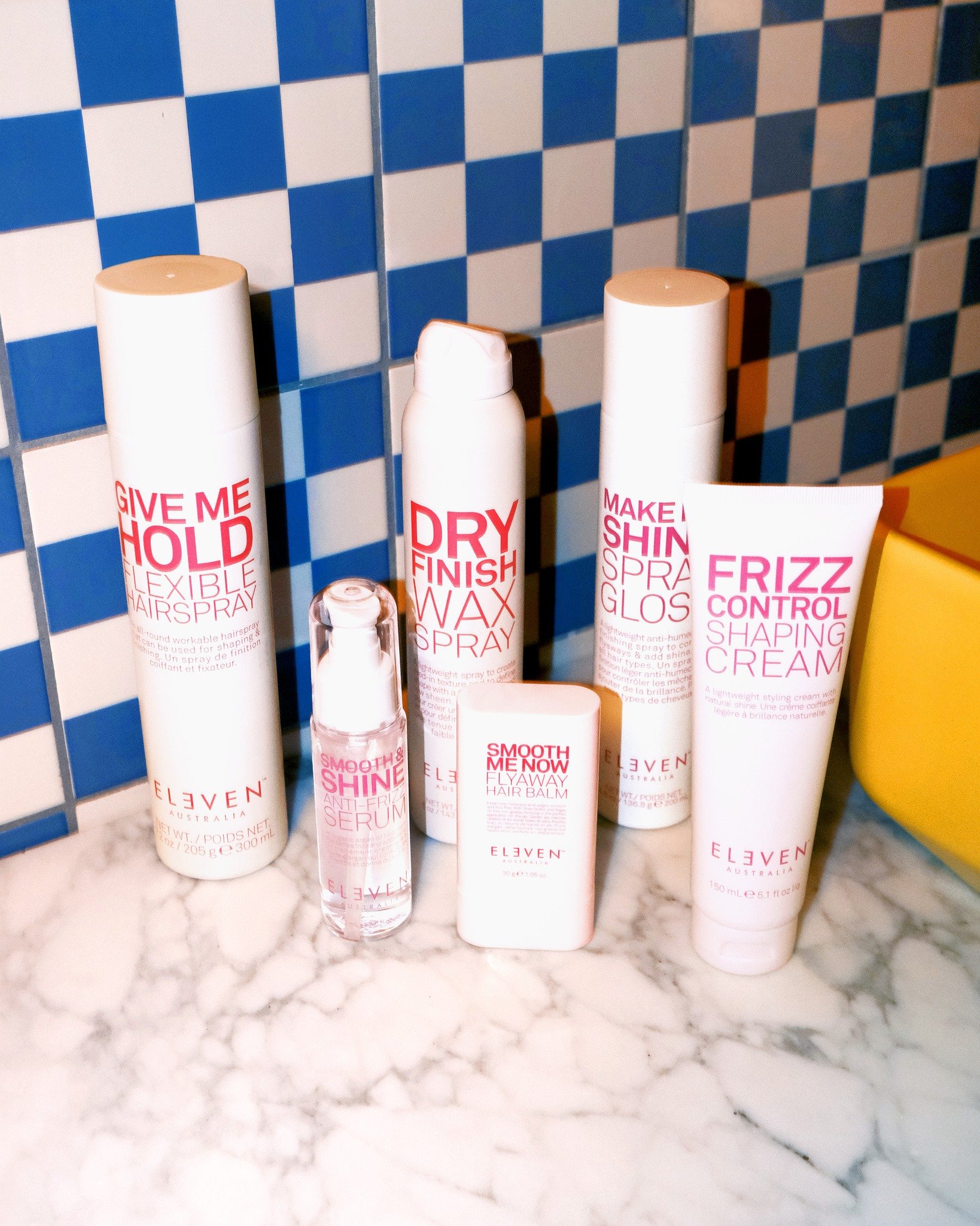 Pretty in pink! Ontdek wat onze roze must-haves voor jouw haar kunnen doen ⬇️

💗 SMOOTH ME NOW FLYAWAY HAIR BALM
Balmstick die flyaways, babyhaartjes en pluizig haar direct temt. Perfect voor touch-ups en sleek looks.

💗 MAKE ME SHINE SPRAY GLOSS
F