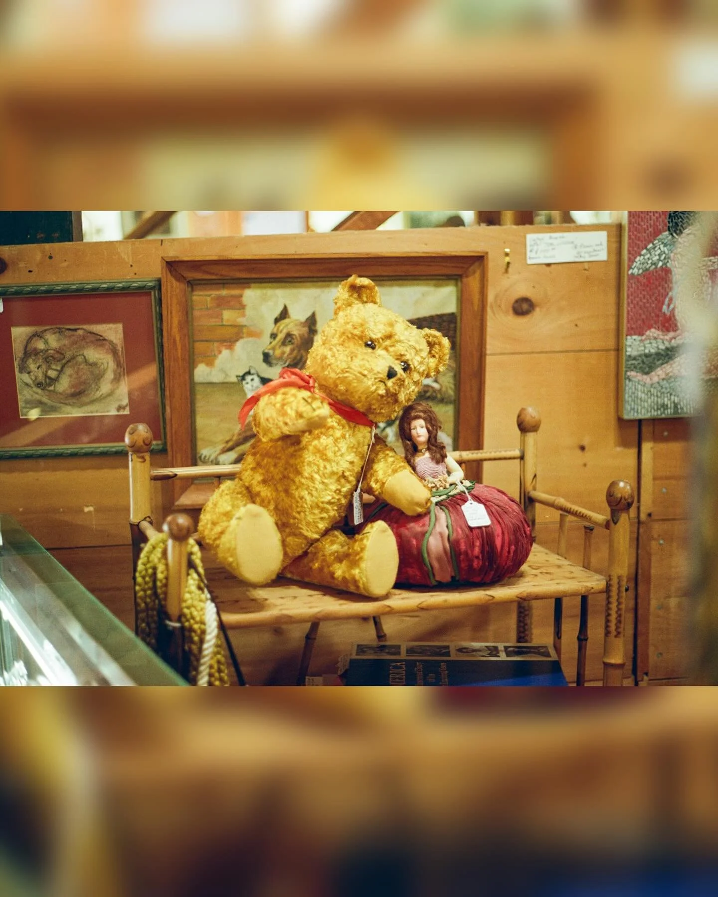 572. &ldquo;One of the things that attracts me to vintage and antique things is they have stories, and even if I don&rsquo;t know the stories, I make them up.&rdquo; A fun morning of rifling through history at Beekman Antiques | Rhinebeck, New York S