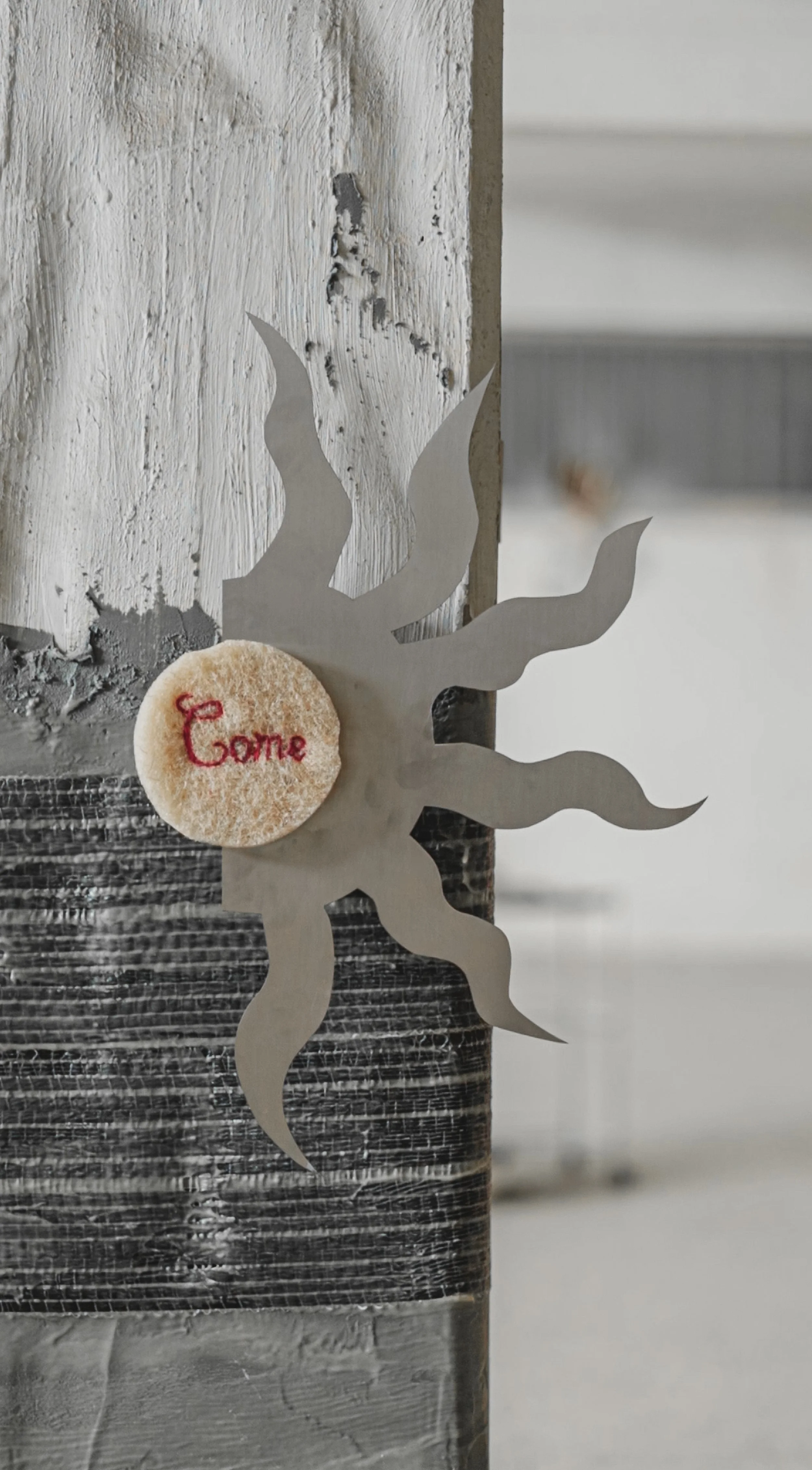 Come, 2026, stainless steel, abrasive pad, cotton thread, 65x45x2cm