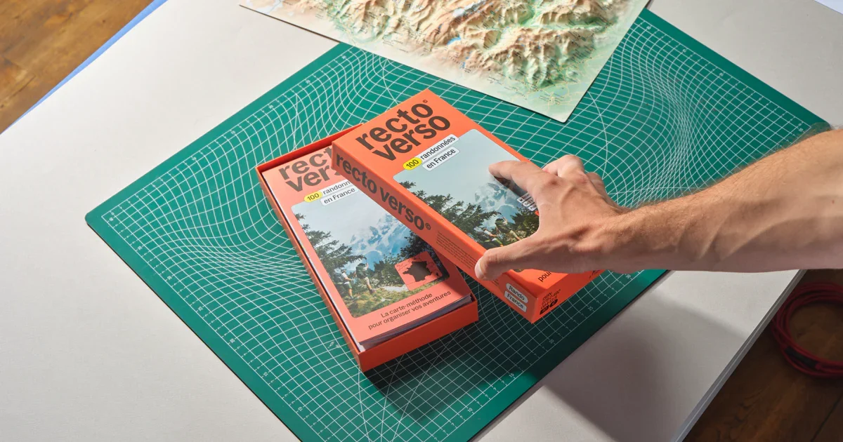 Guide de randonnées à pied ou à vélo Recto Verso