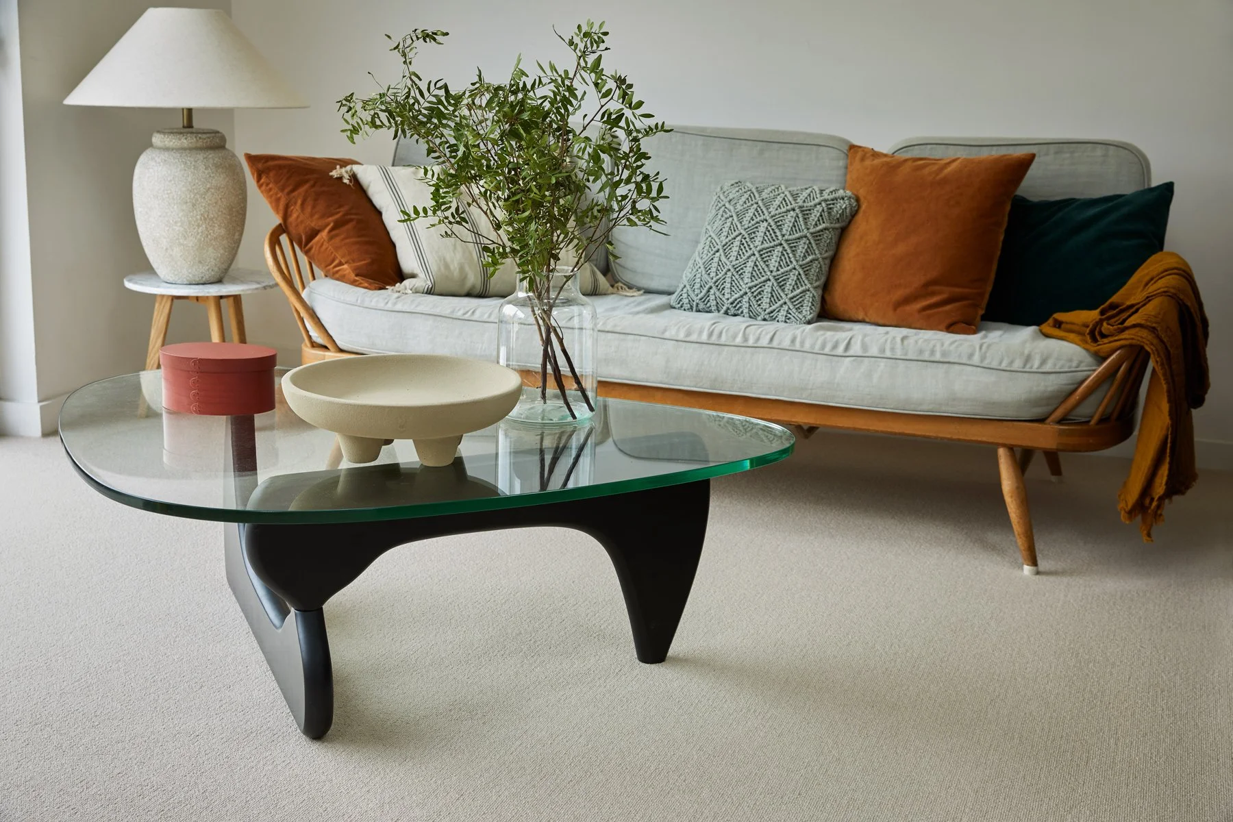Fitzrovia_Silk_Boucle_Neutrals_5x4_Landscape_laburnum_1902_RT_LR.jpg