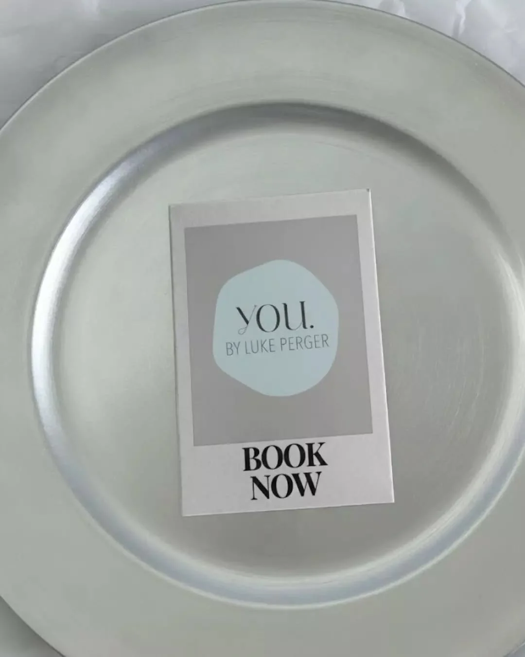 If you're seeing this, its your sign to book that appointment 💇&zwj;♀️