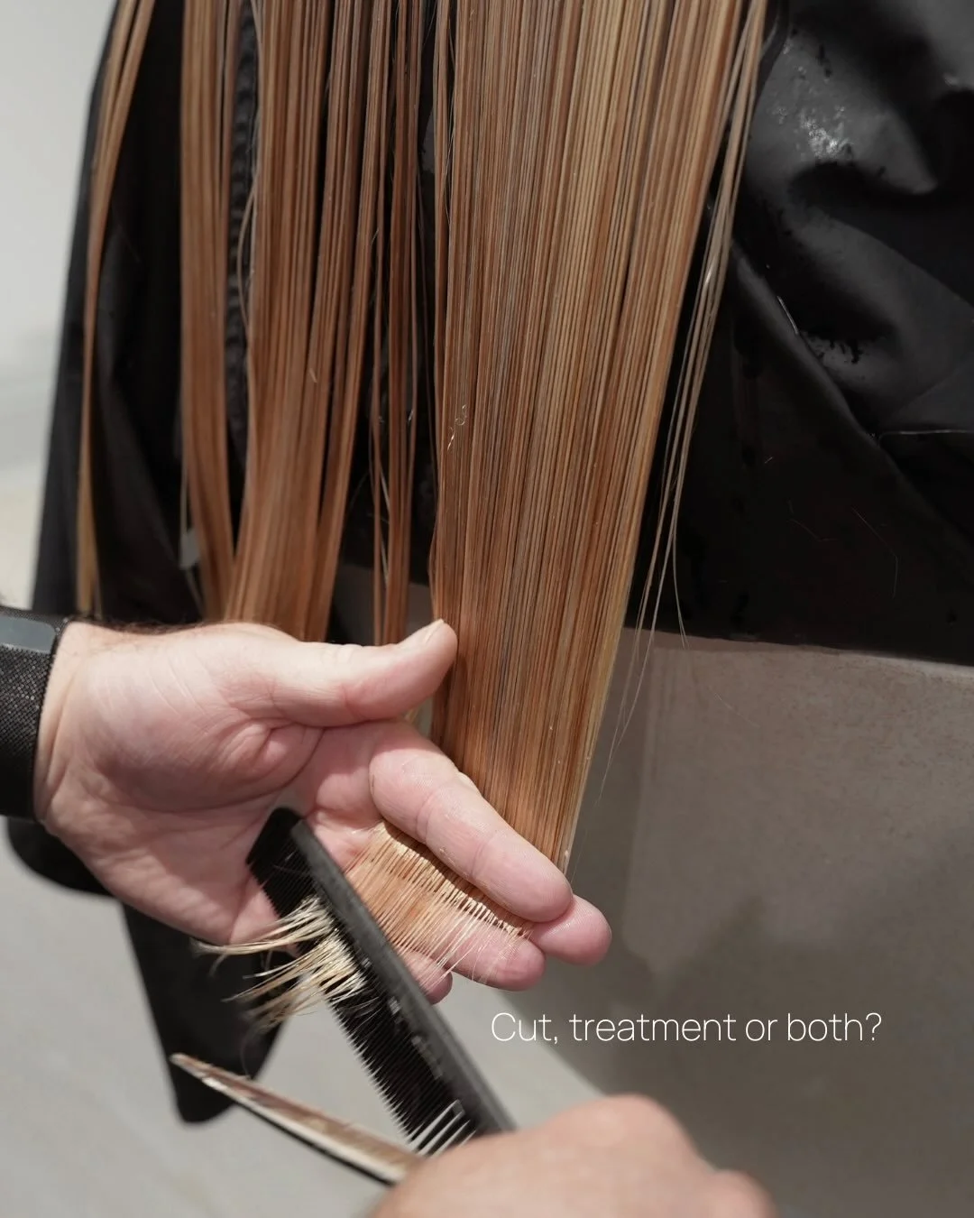 Not sure if you need a cut, treatment or both? Here&rsquo;s how to tell.

Sometimes your hair is telling you exactly what it needs you just have to know what to look for 🤍

#youbylukeperger #melbournehairsalon #melbournehairsalon #melbourneblondespe