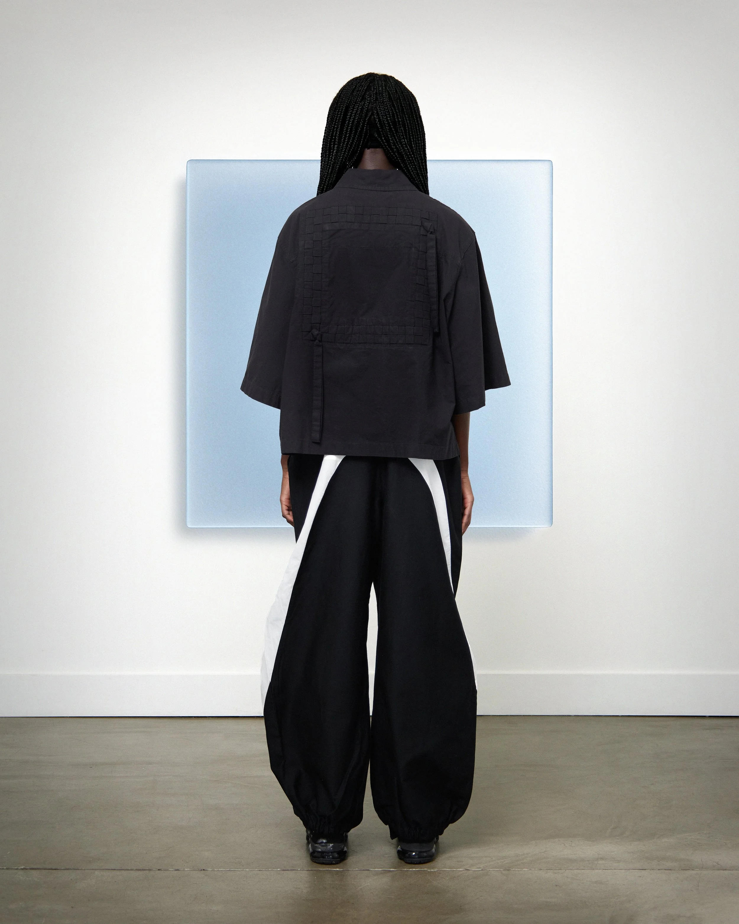 LOOK 01 - BACK.jpg