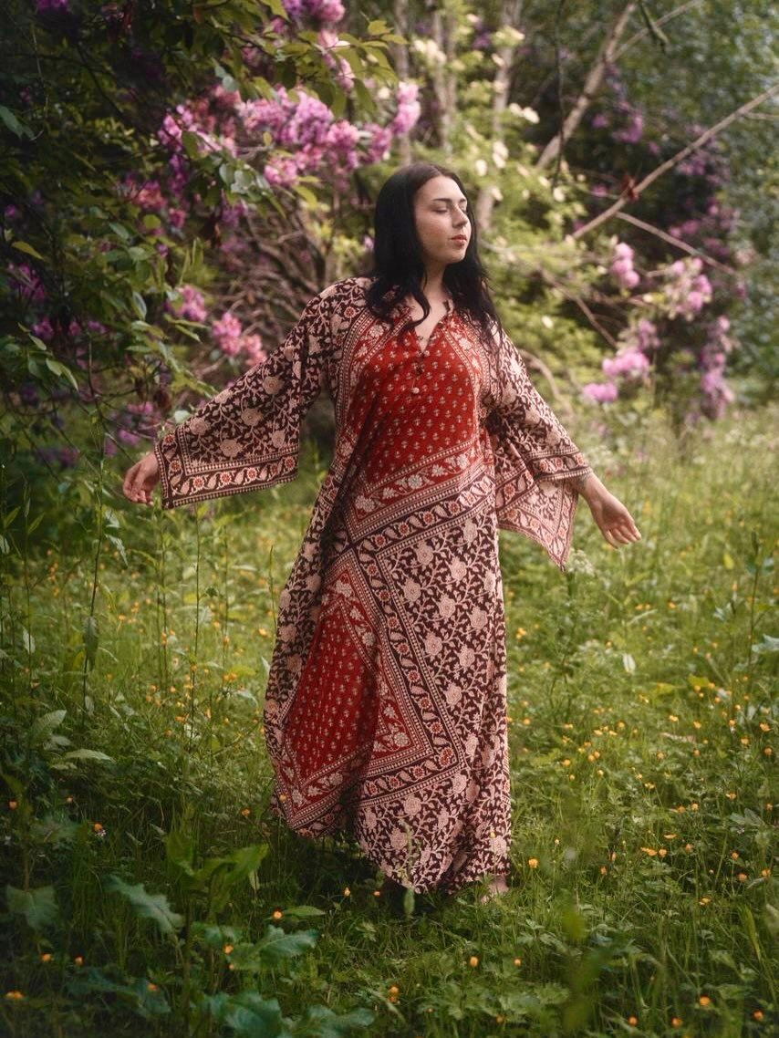 Bittersweet ~ We&rsquo;re down to our VERY LAST Joni Kaftan in Amber (size L/XL) 🧡 

🌹 Once sold out she won&rsquo;t be restocked 🌹

I know how much you all love this design so I&rsquo;m busy working and playing with new prints and colour schemes 