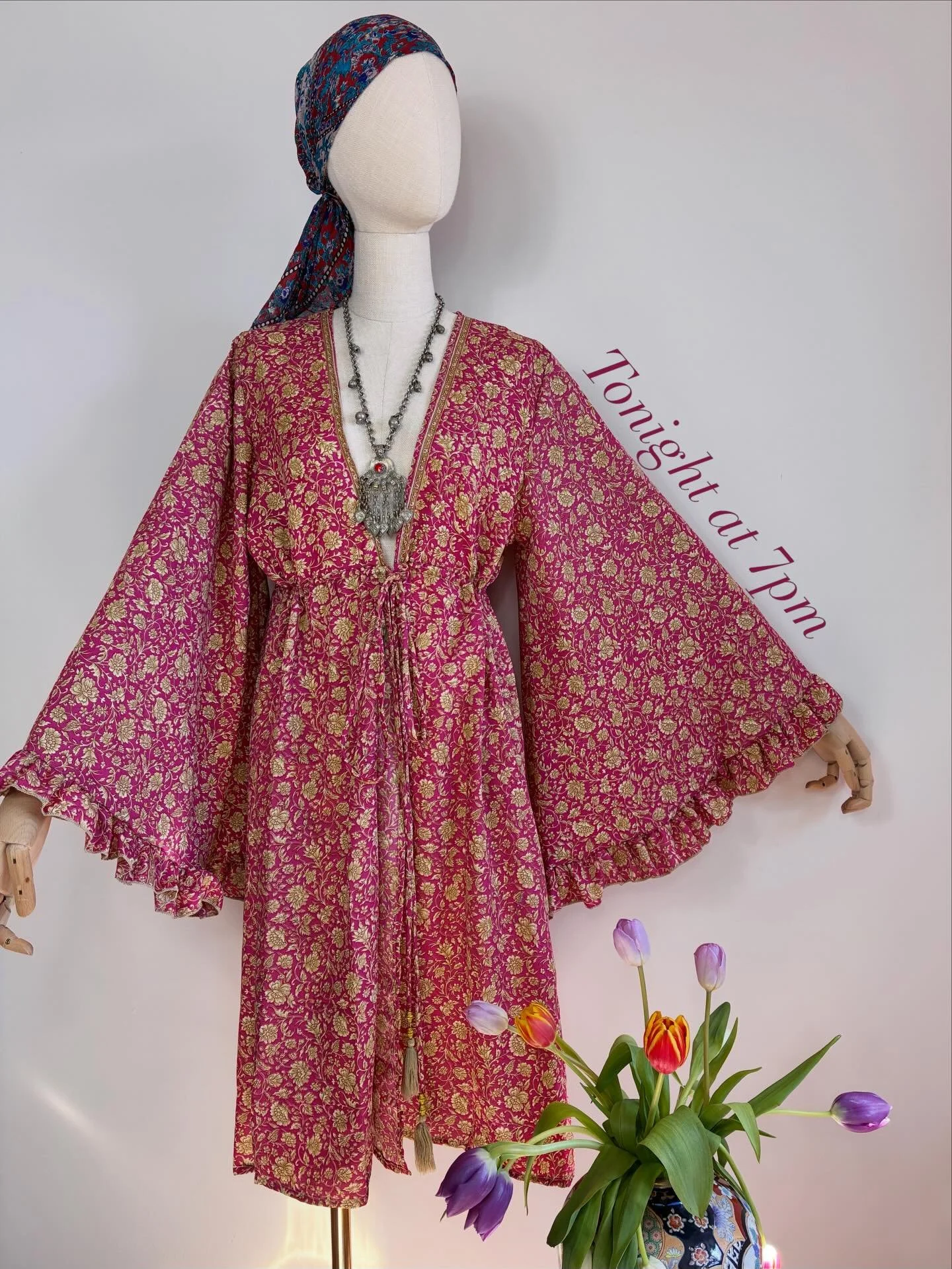🧚 ✨ 🦋 TONIGHT AT 7PM 🦋 ✨ 🧚 
34 pieces of pure magic! pre-loved saree fabrics all handmade into wearable works of art! 

I&rsquo;ve had a few requests to sell some pieces before the launch date &amp; time but unfortunately due to the amount of int